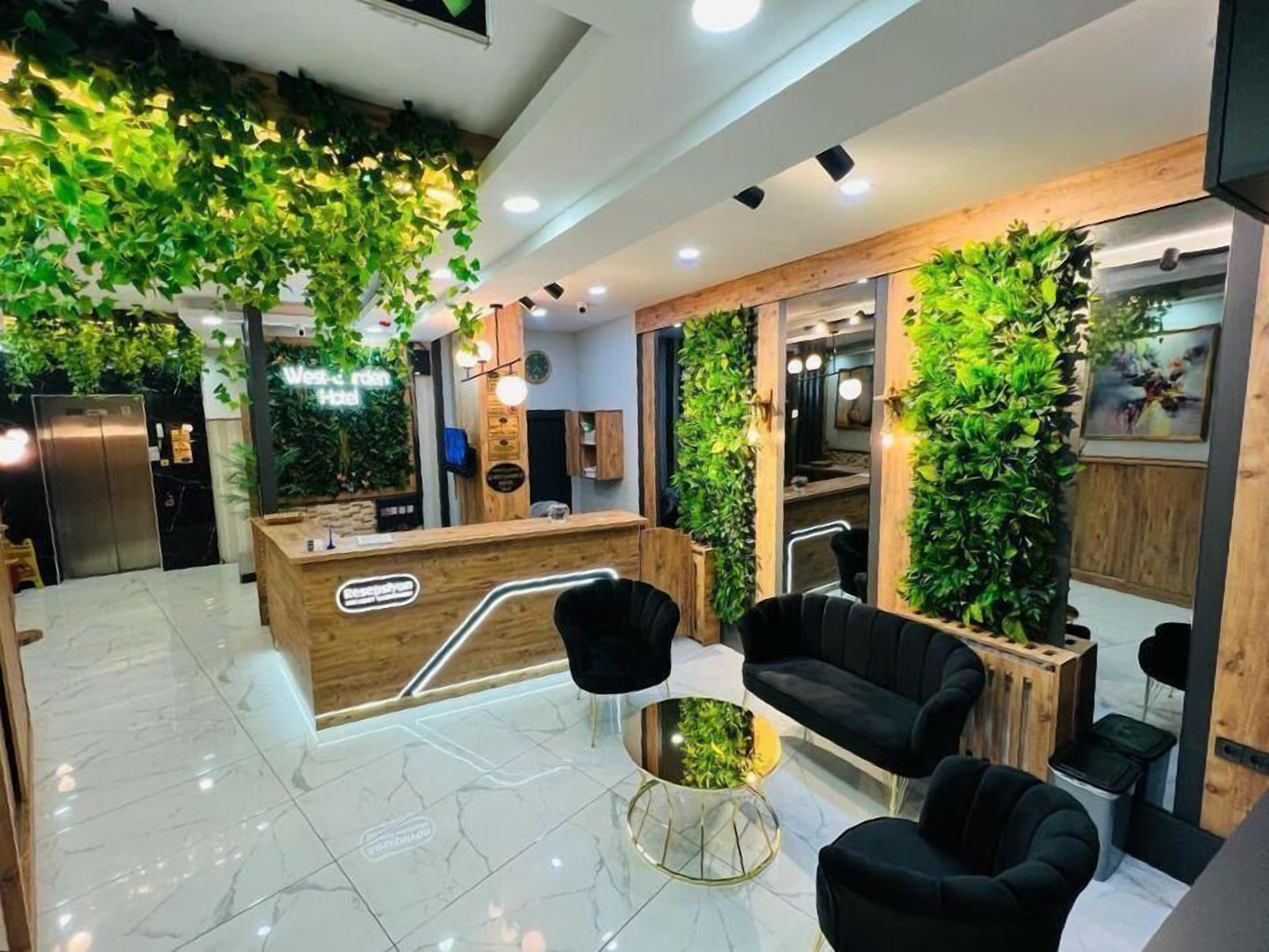 West Garden Hotel