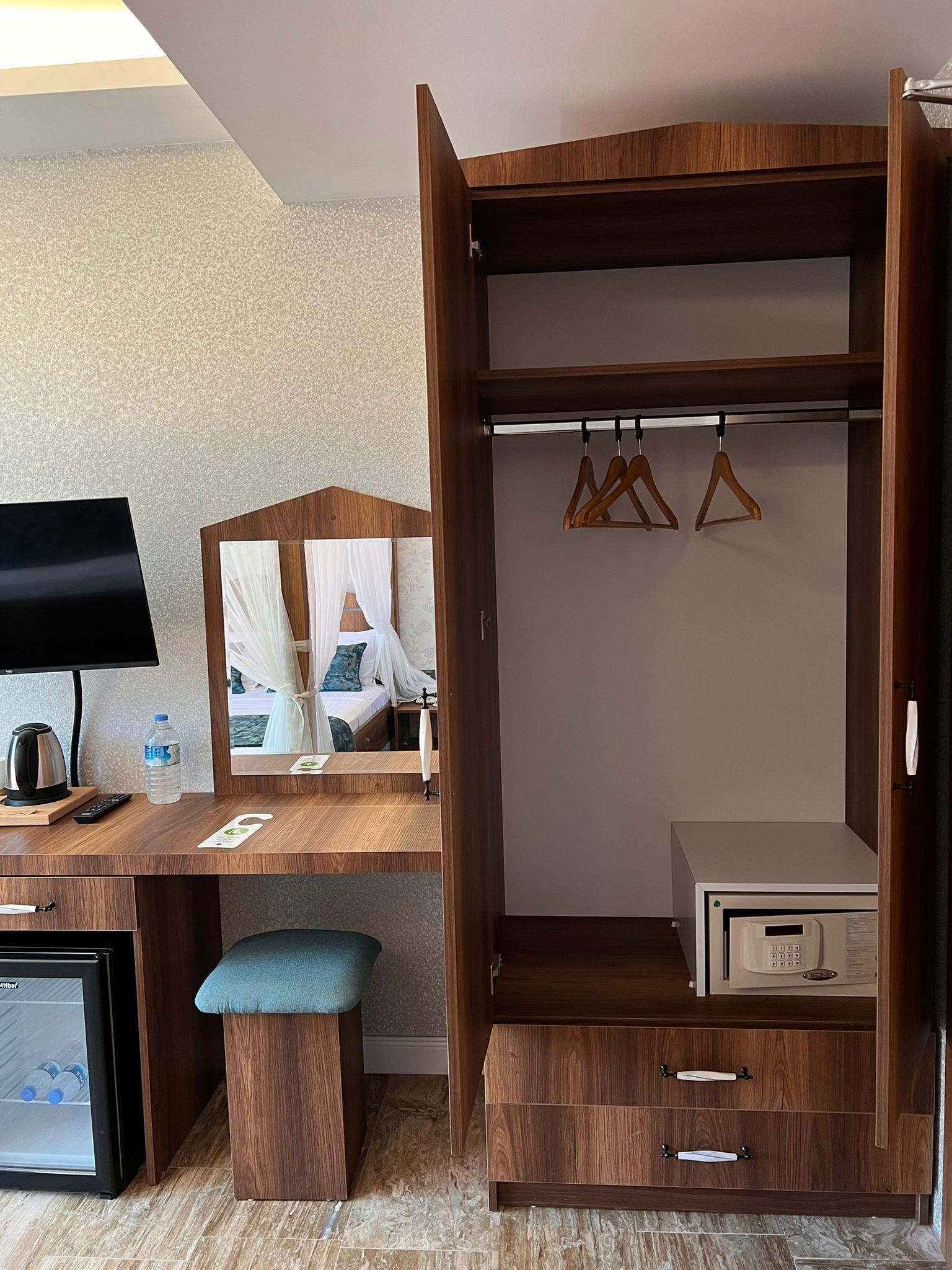 Akvaryum Butik Otel Karaburun