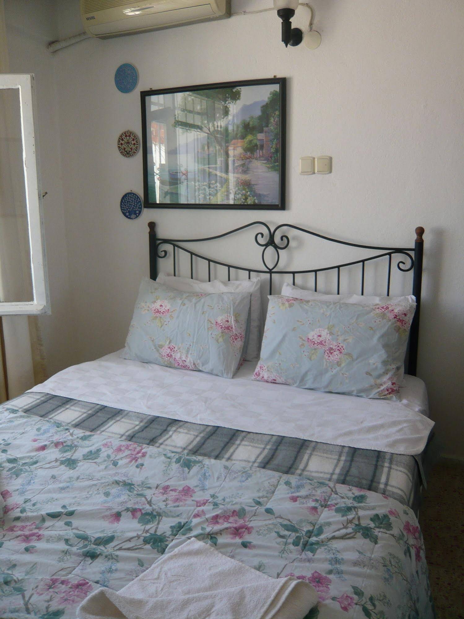 Anzac Golden Bed Boutique Pension