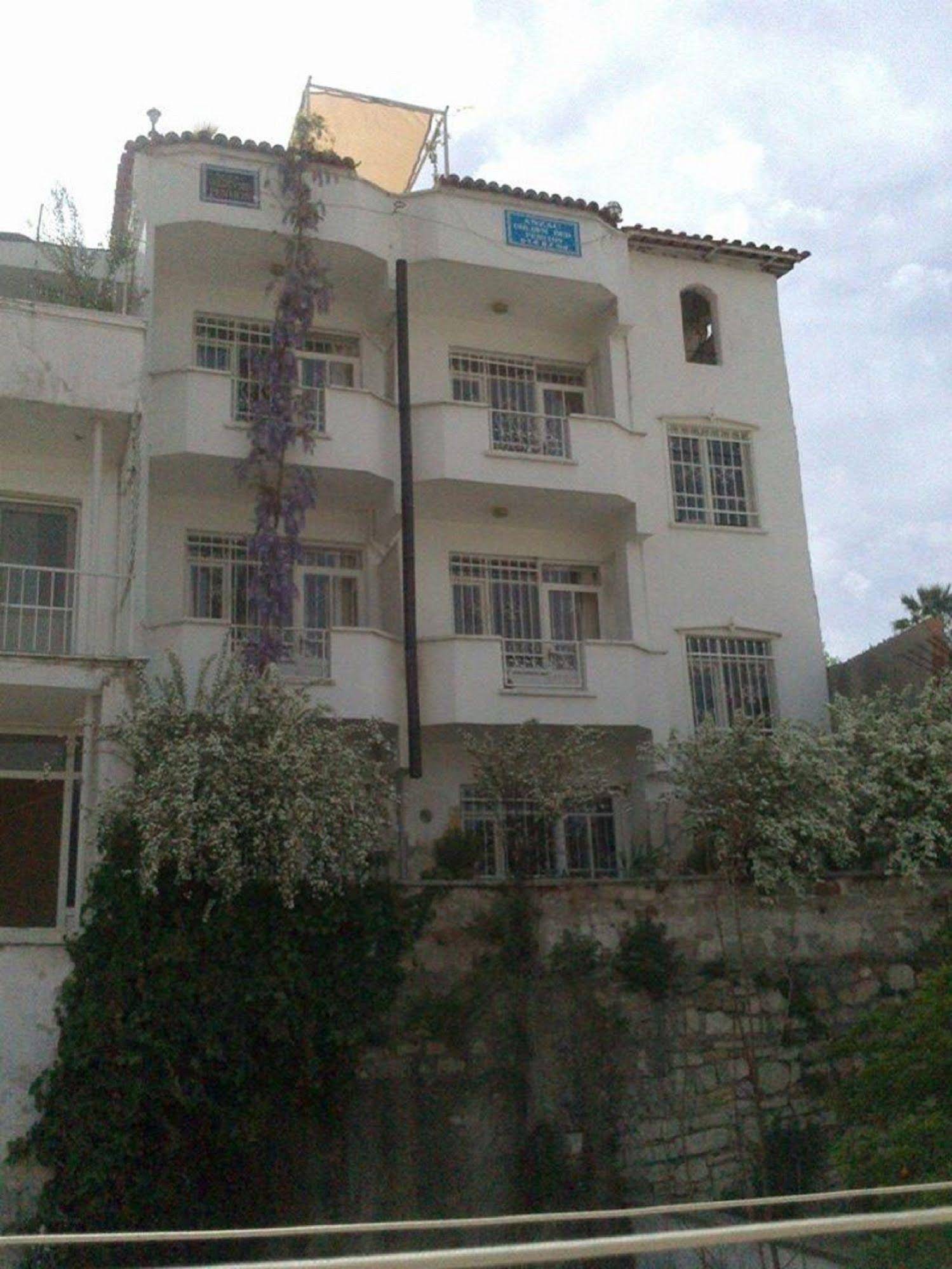 Anzac Golden Bed Boutique Pension