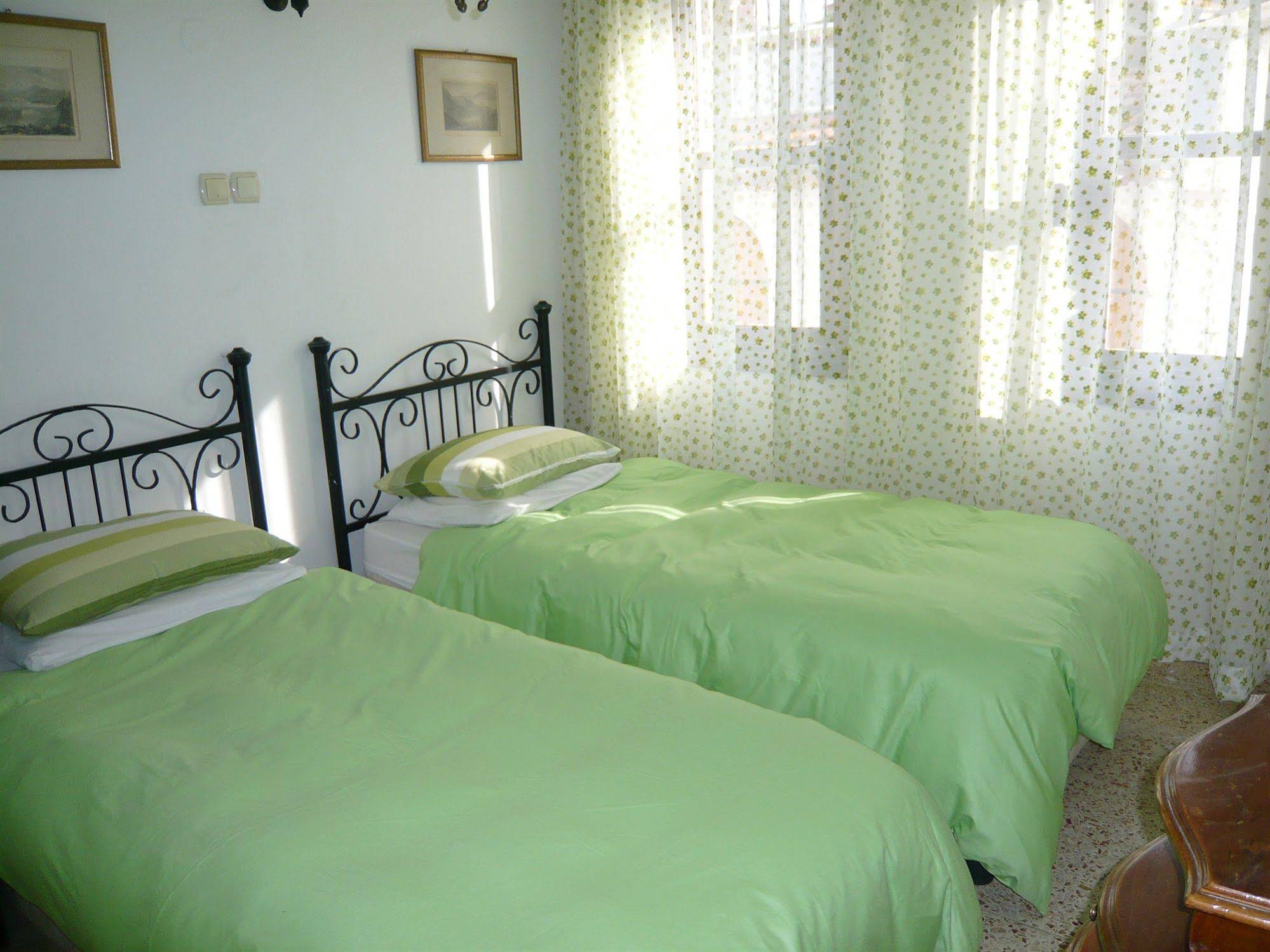 Anzac Golden Bed Boutique Pension
