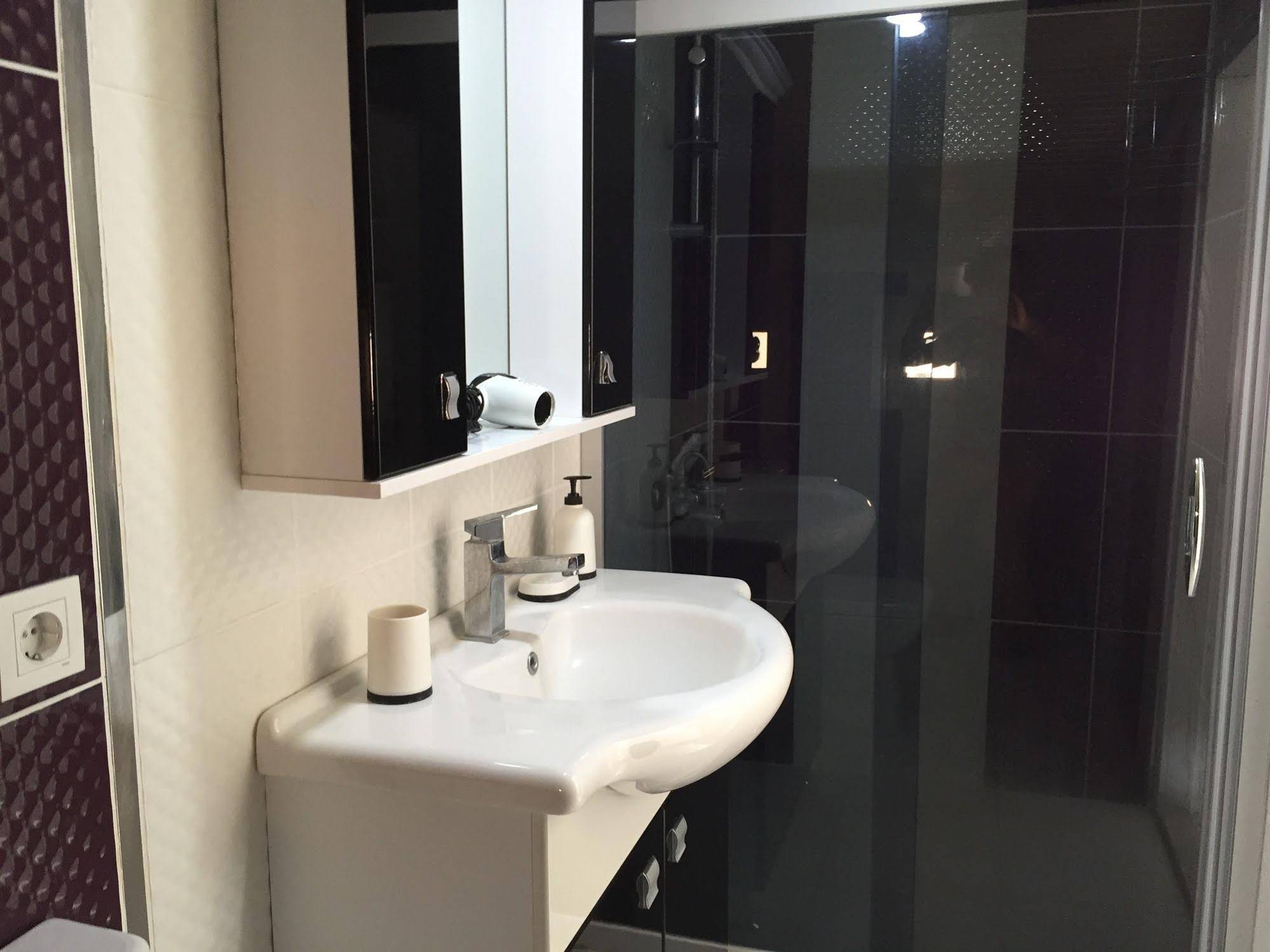 Asia Apart Hotel