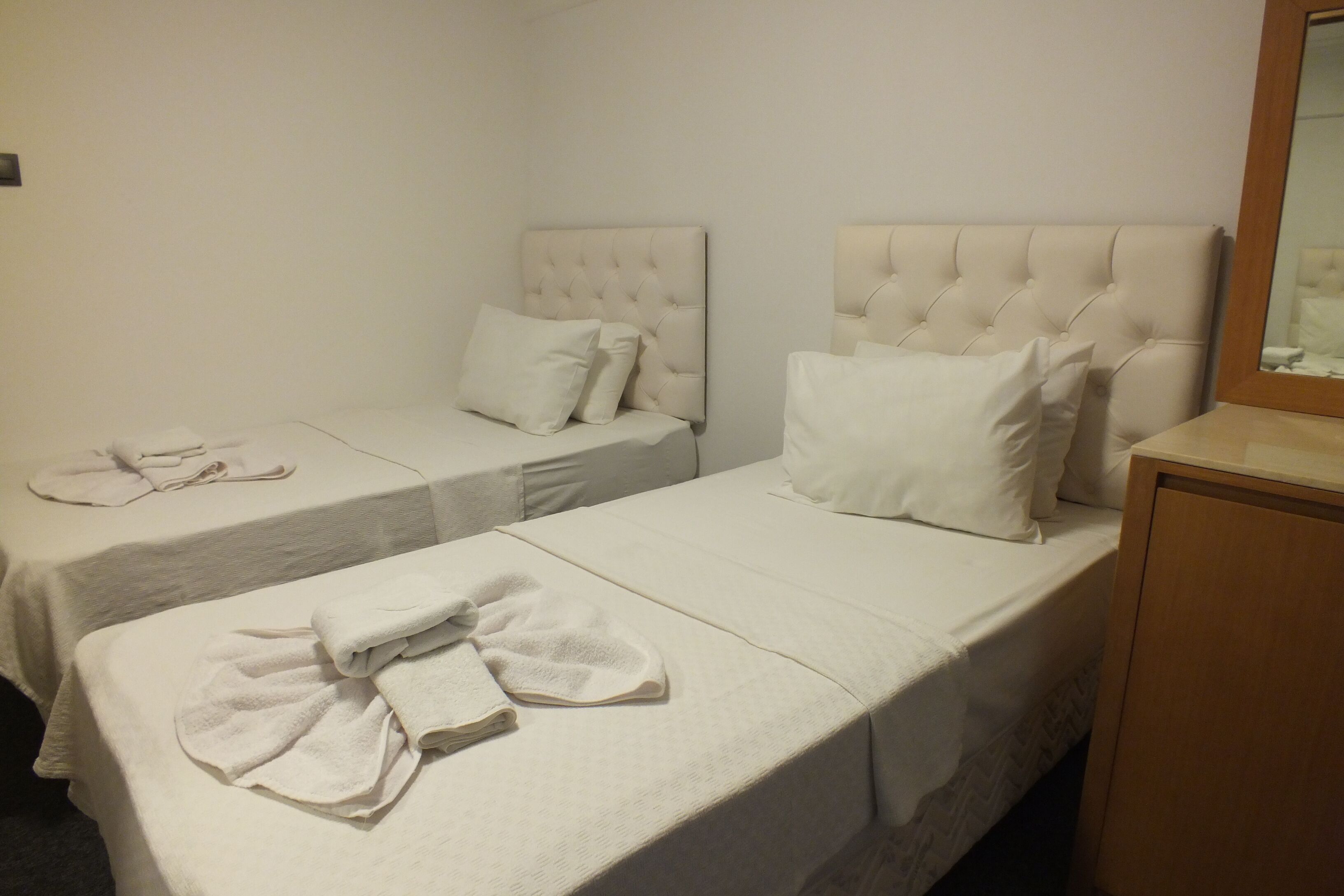 Avalon Otel