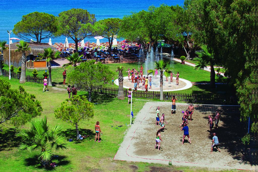 Batihan Beach Resort & Spa