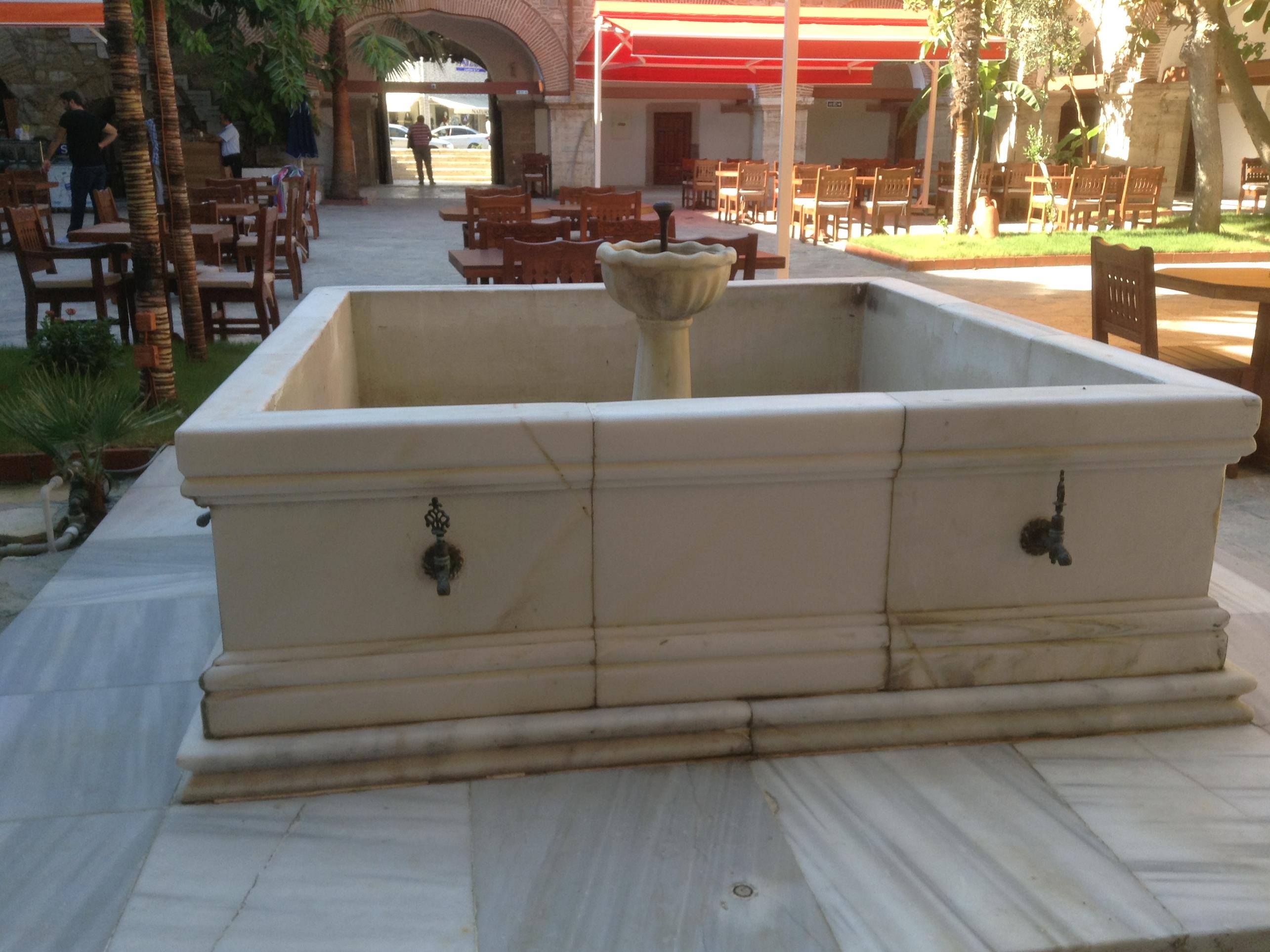 Club Caravanserail