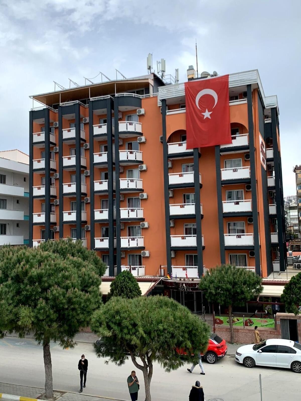 Duqqan Deluxe Hotel