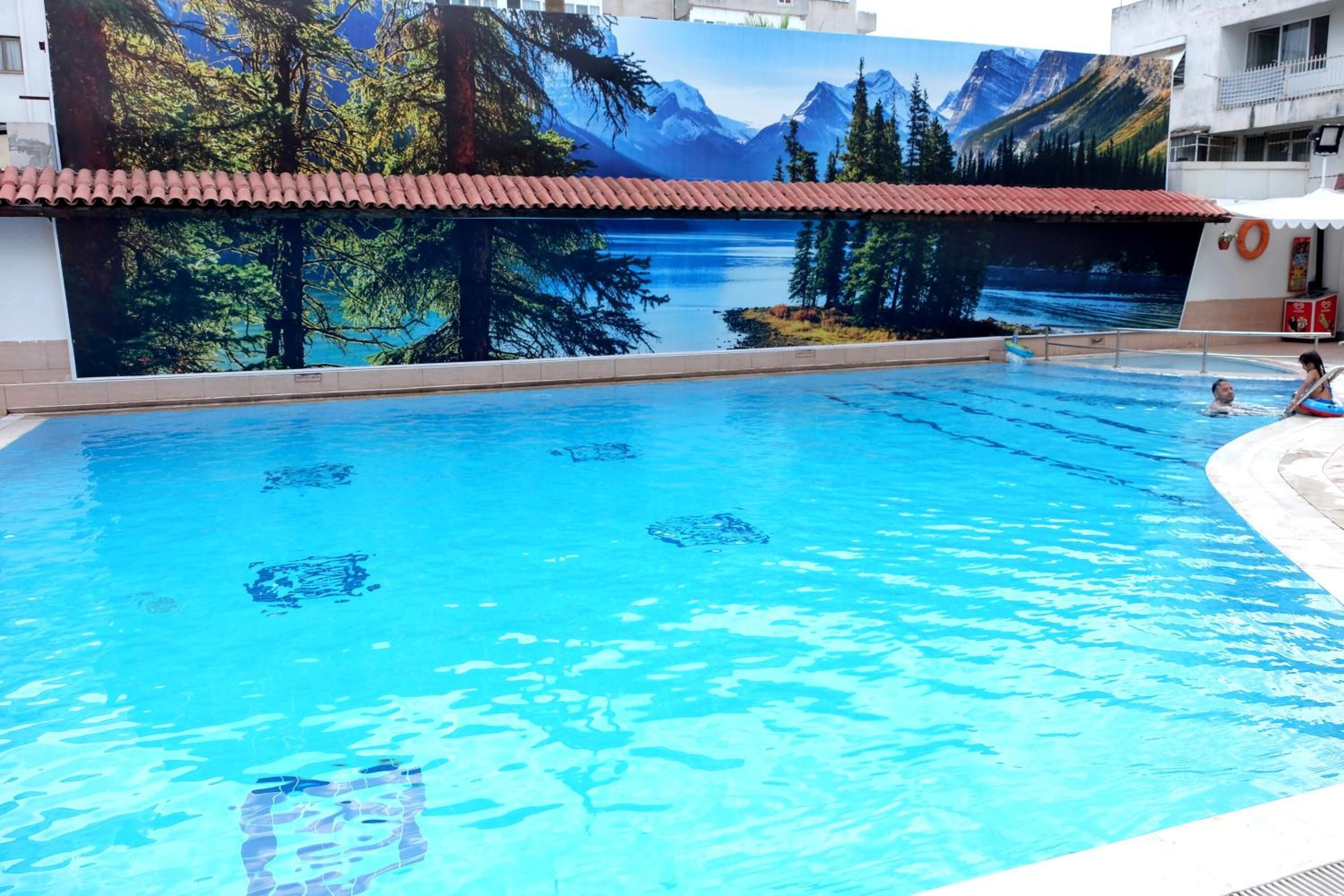 Duqqan Deluxe Hotel