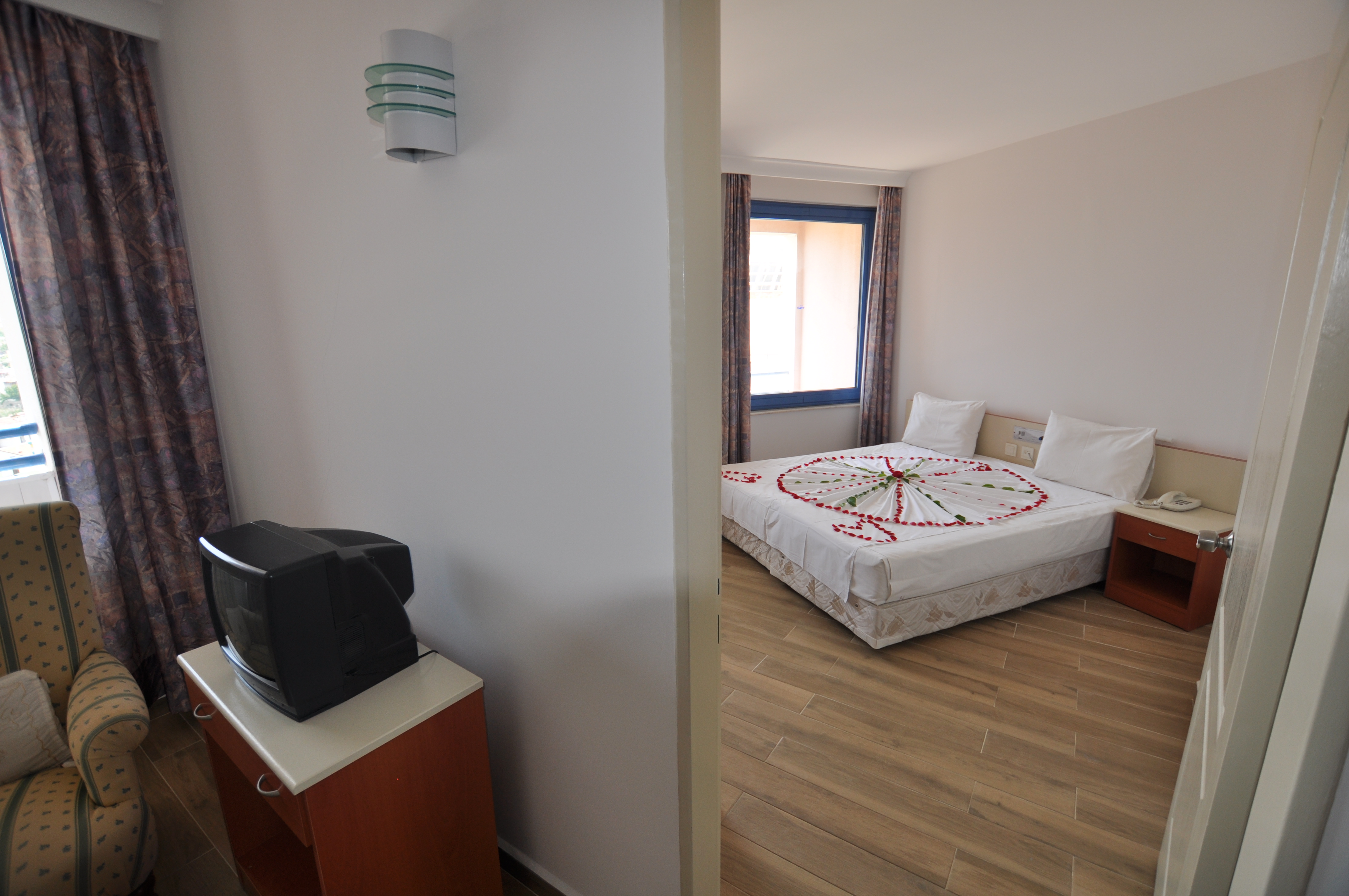 Happy Apart Hotel