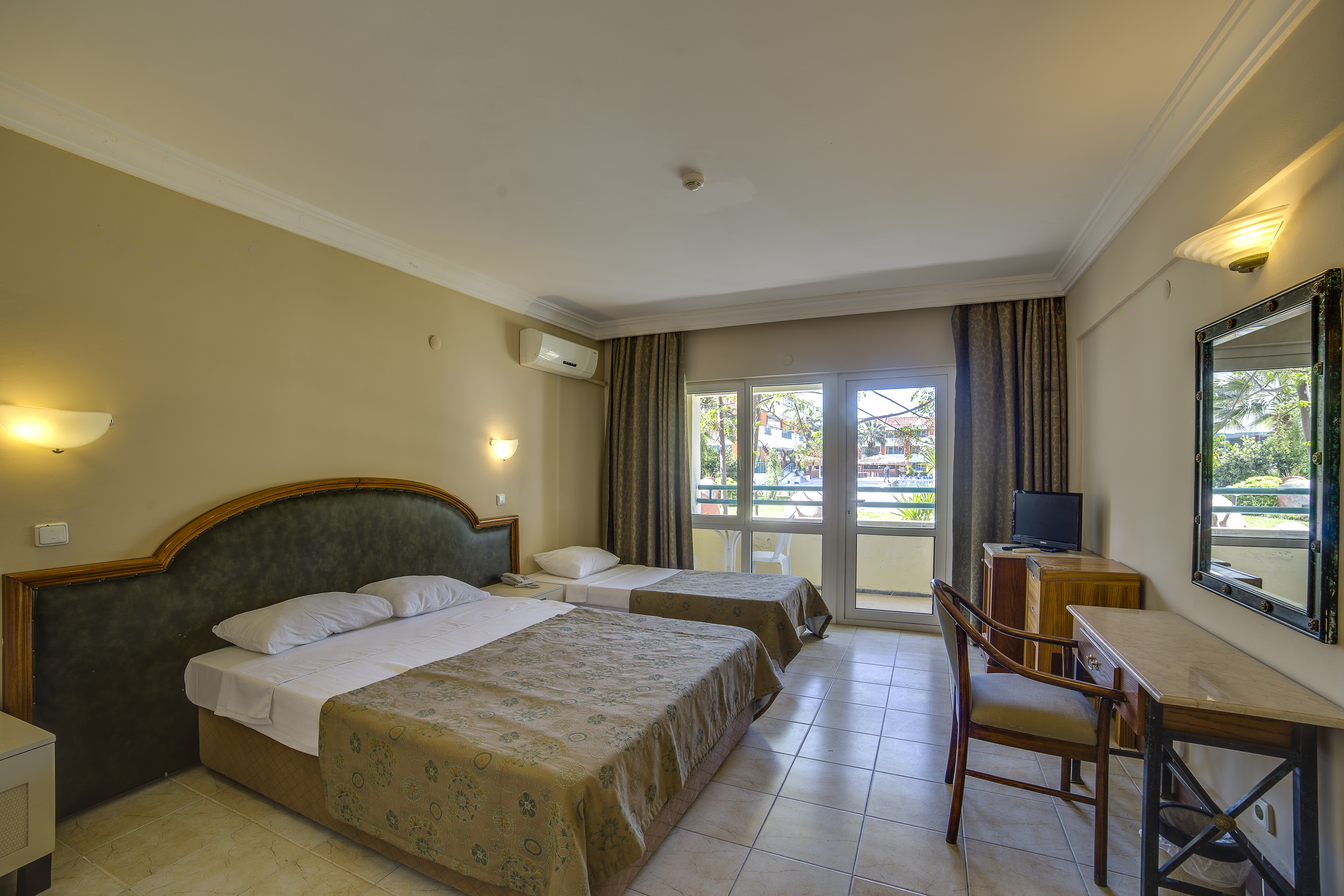 Proxima Hotel
