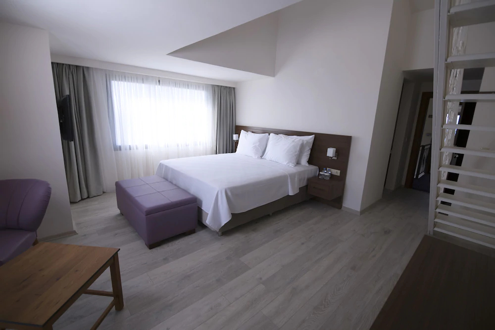 Neopol Hotel Deluxe