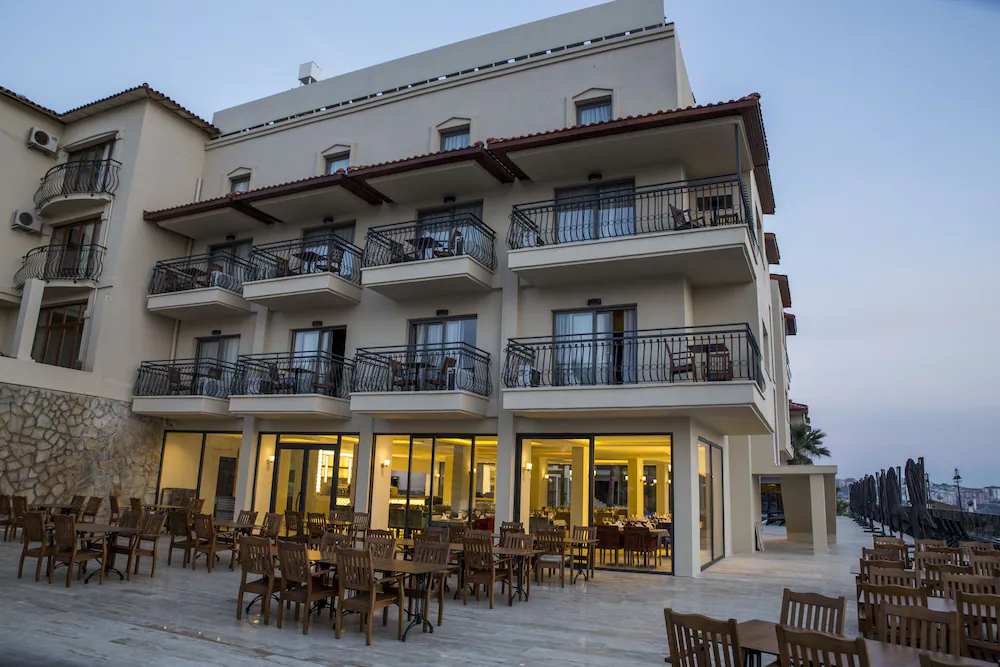 Neopol Hotel Deluxe