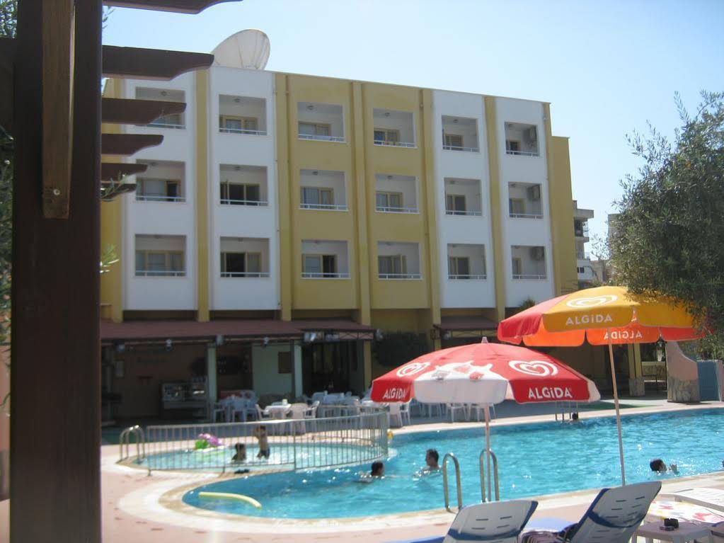 Oya Family Suites