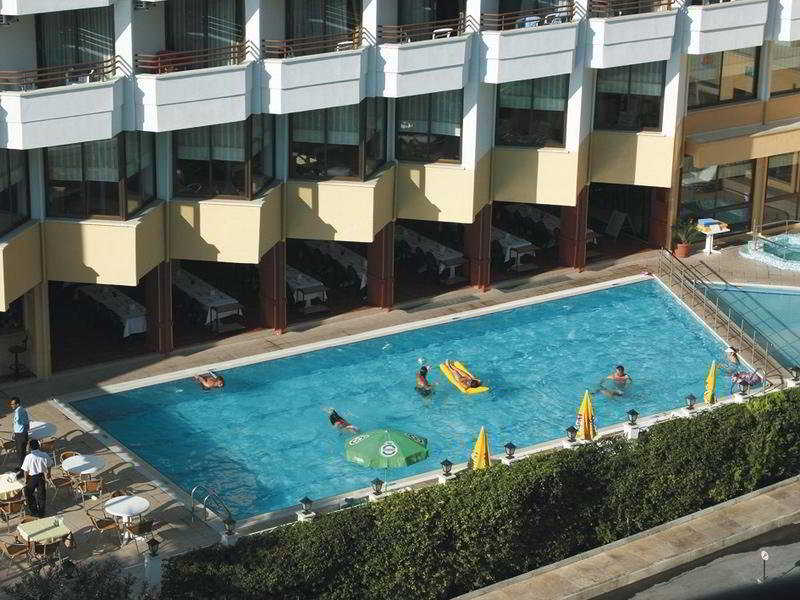 Palm Hotel