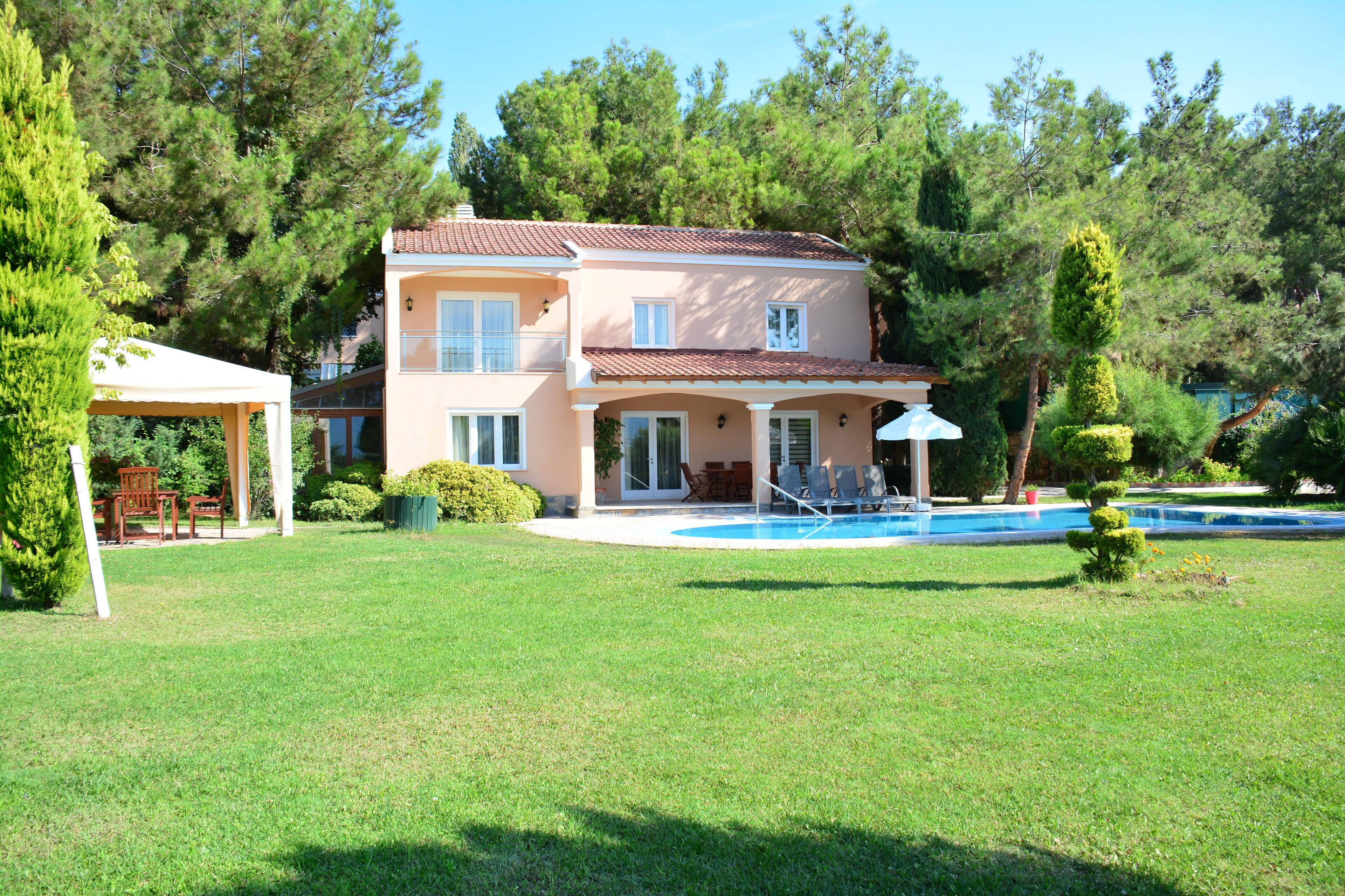 Pine Villas & Apartments Kusadasi