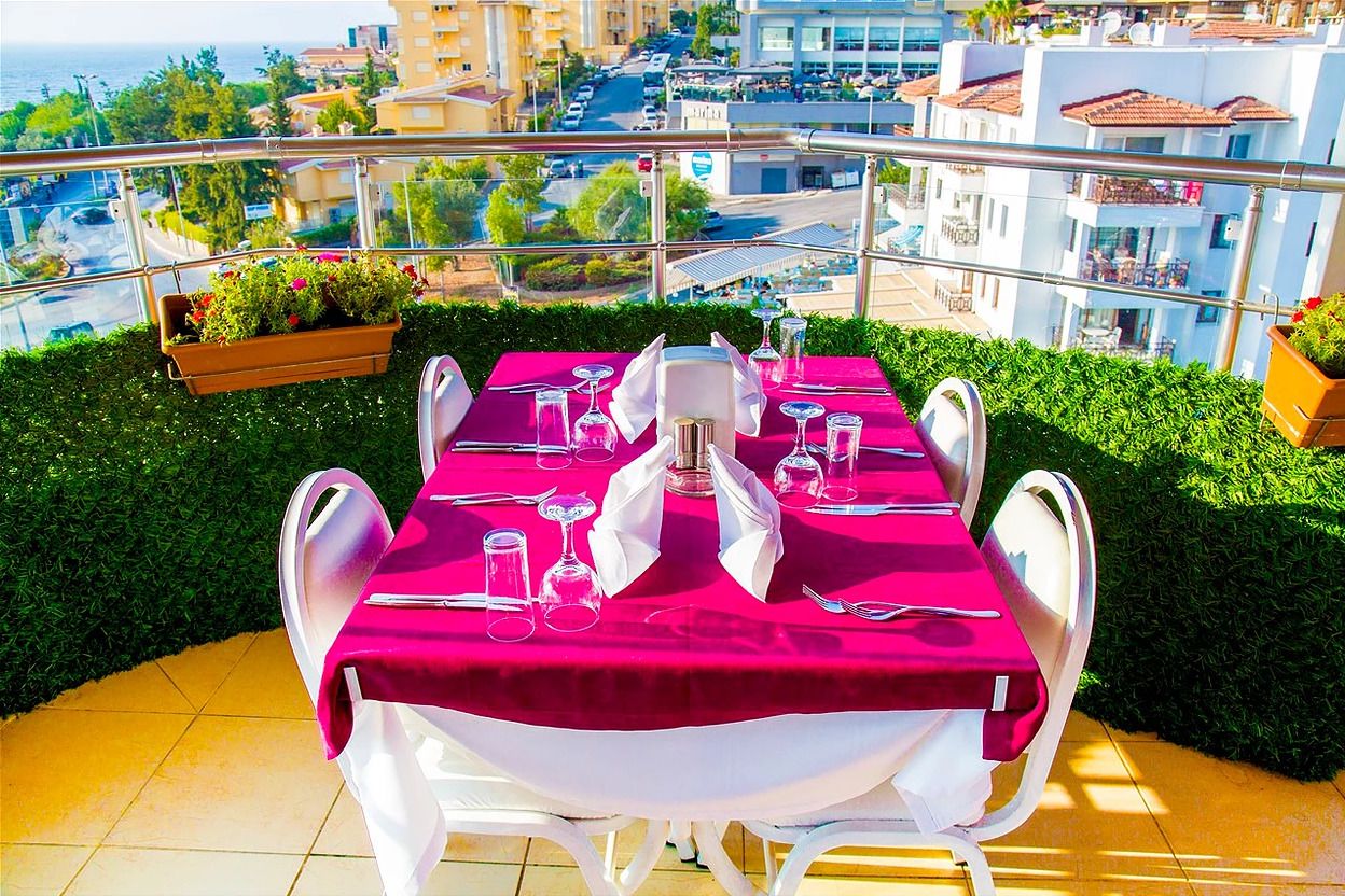 Rest & More by Dedeman Kusadasi Marina