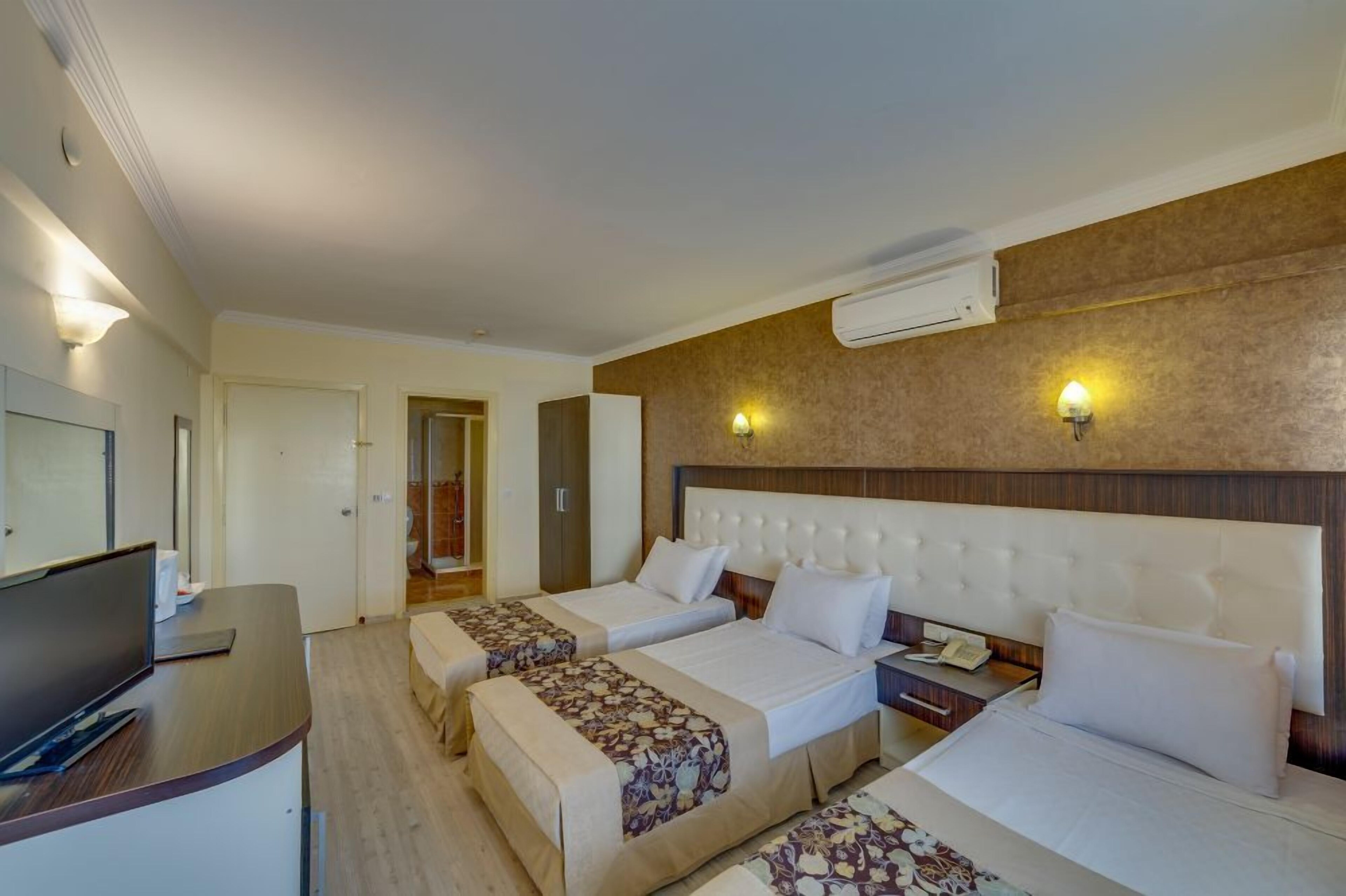 Rest & More by Dedeman Kusadasi Marina