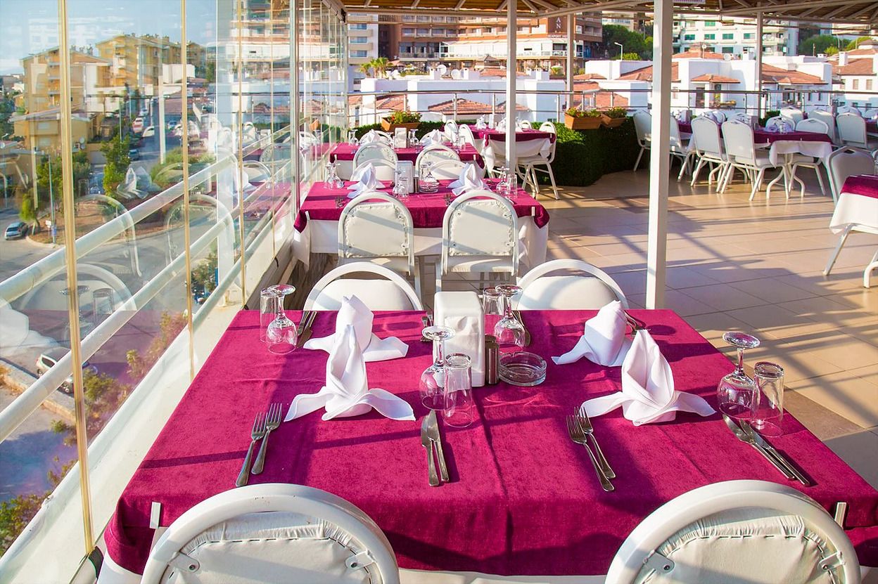 Rest & More by Dedeman Kusadasi Marina