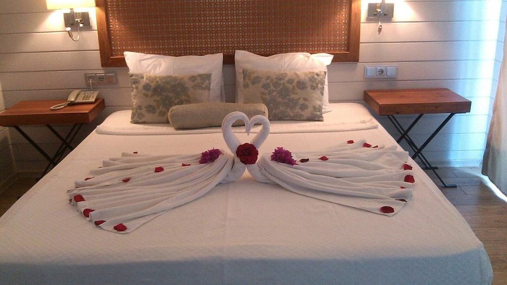 Risus Beach Resort Hotel