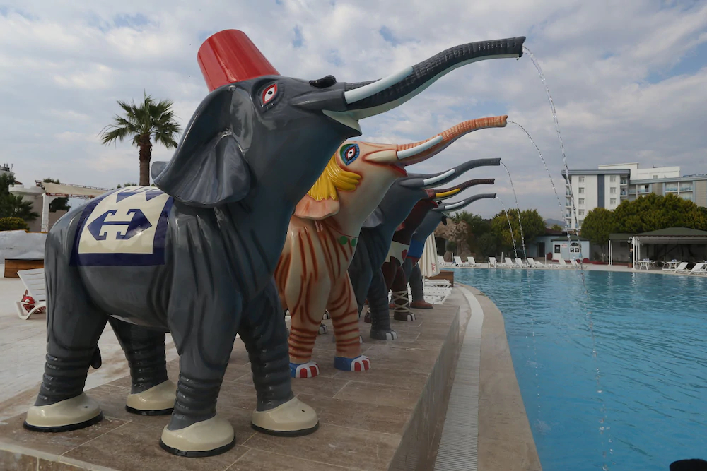 Risus Beach Resort Hotel