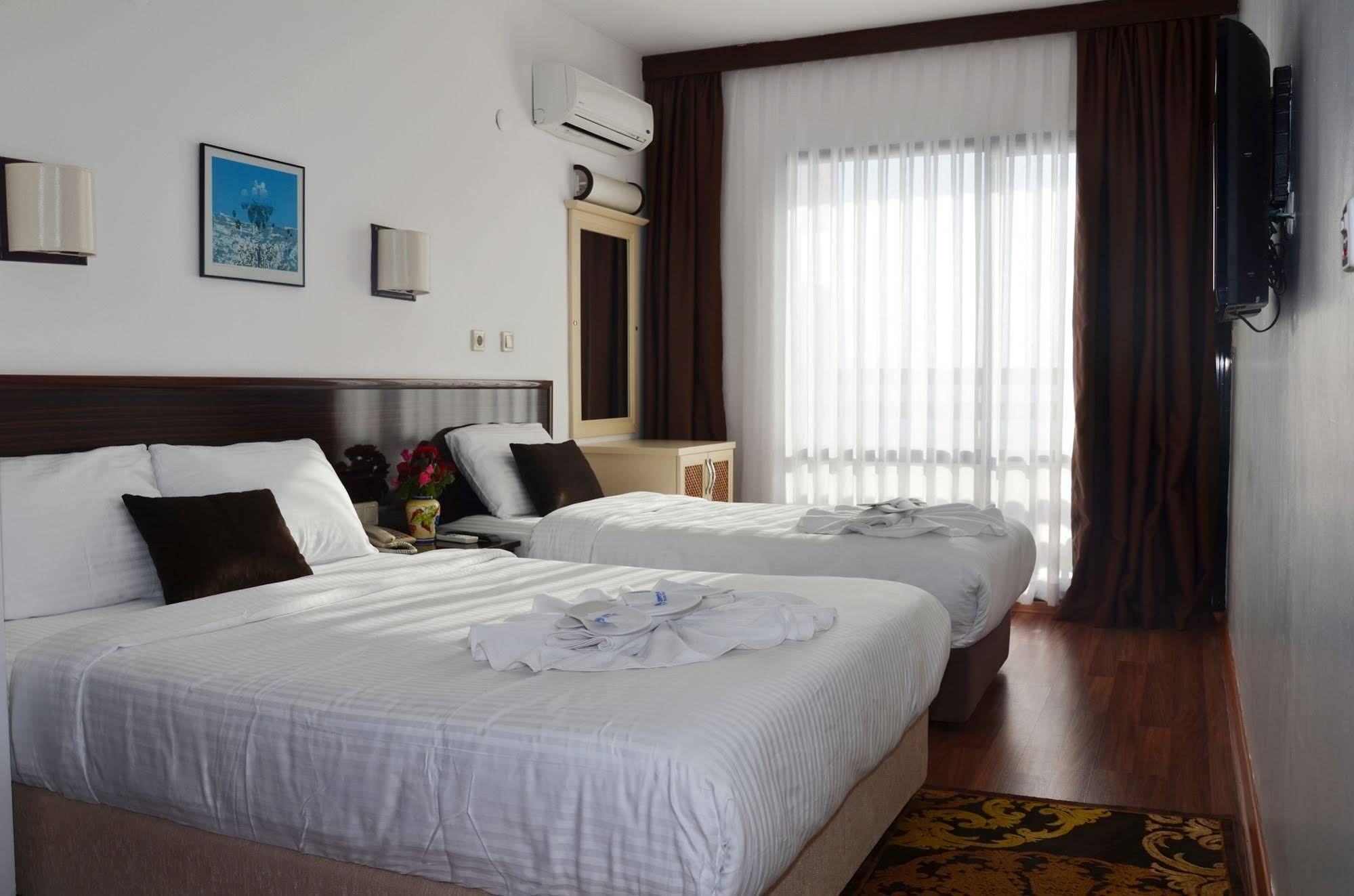 Sunday Beach Hotel