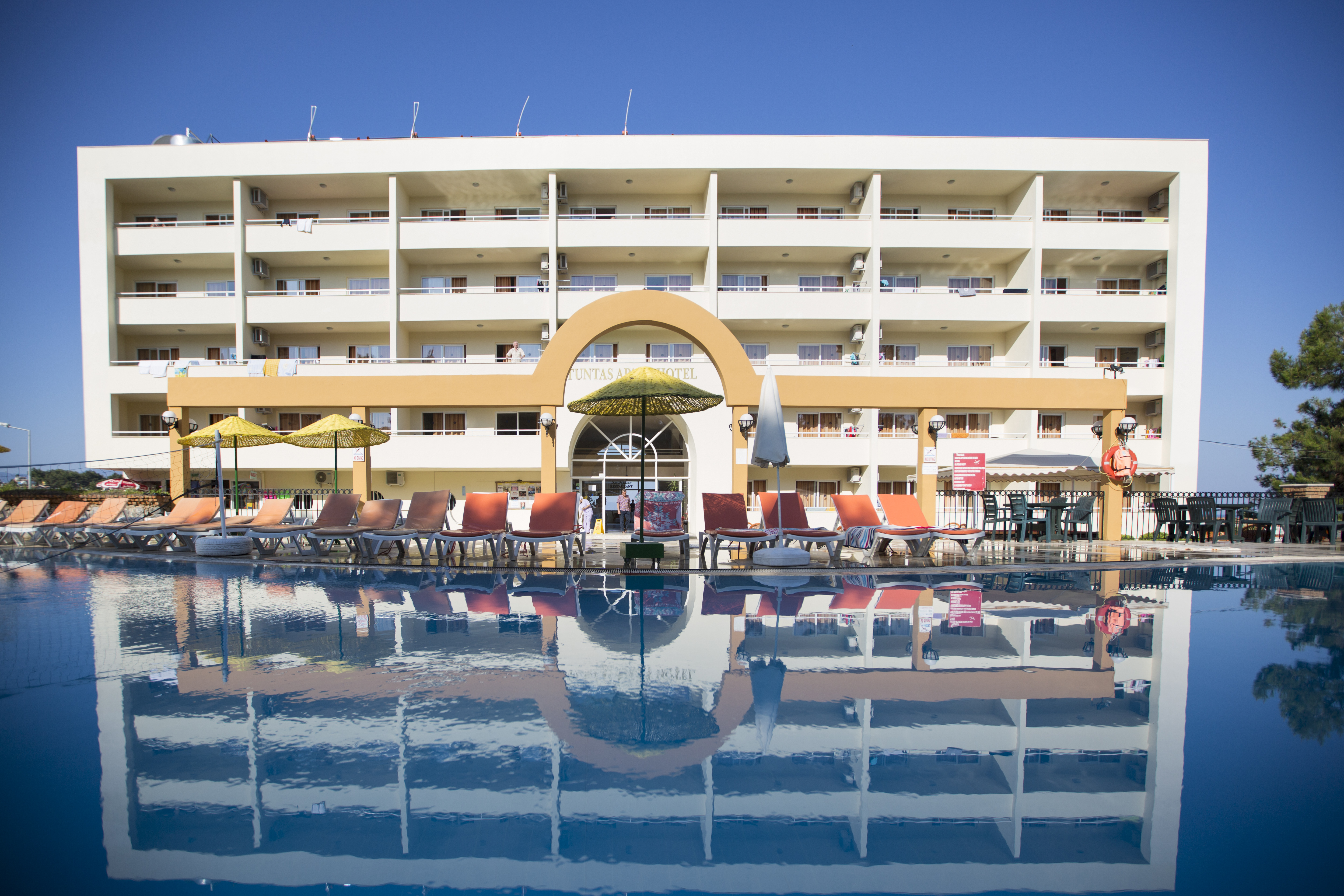 Tuntas Family Suites Kusadasi