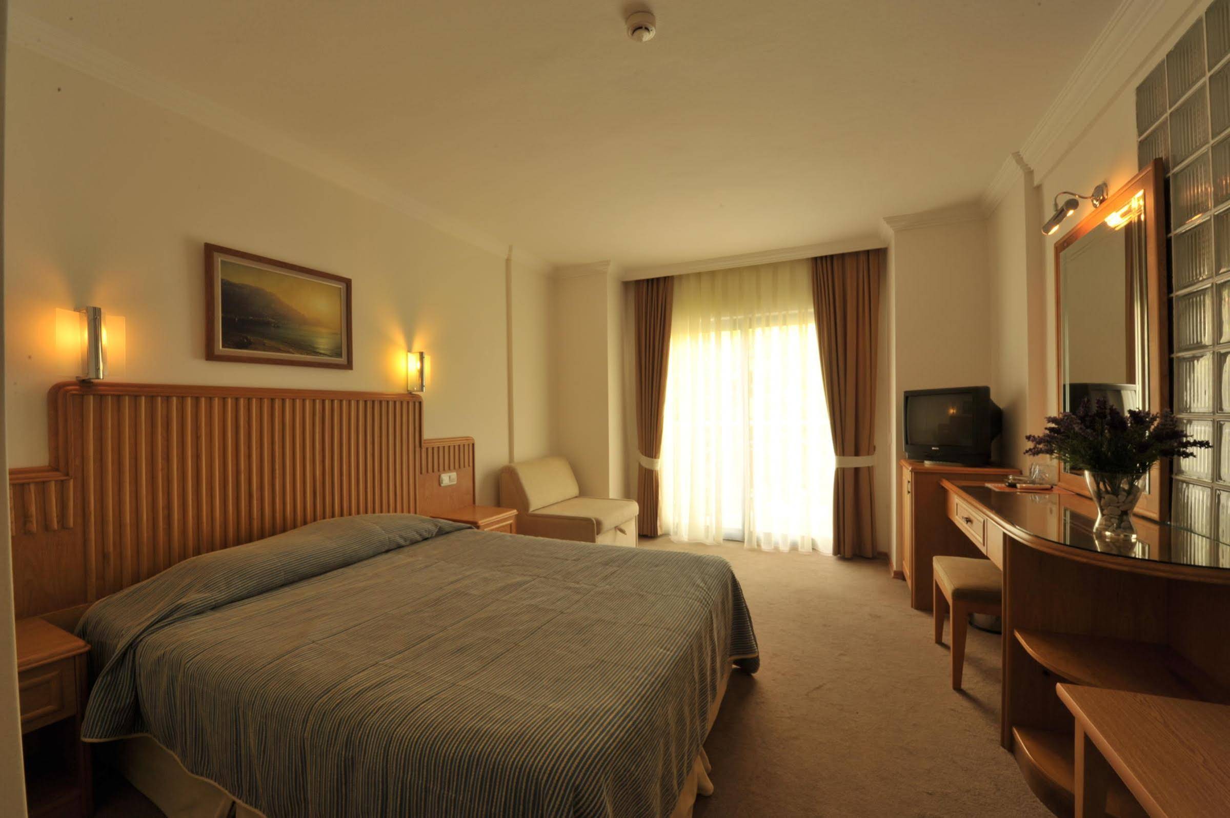Belcehan Hotel