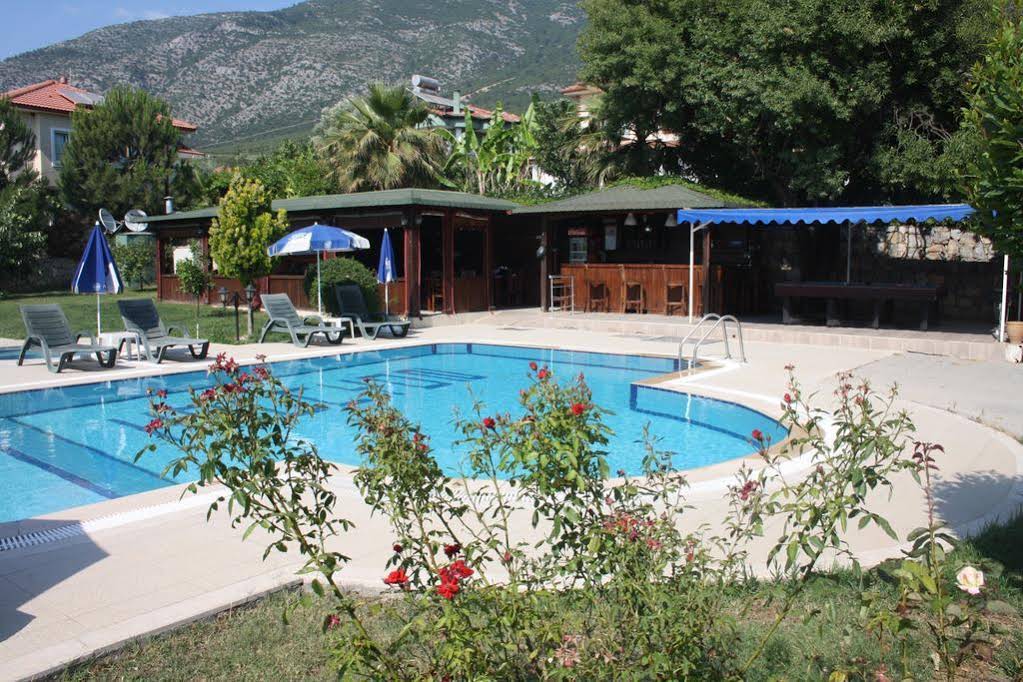 Coral Hotel