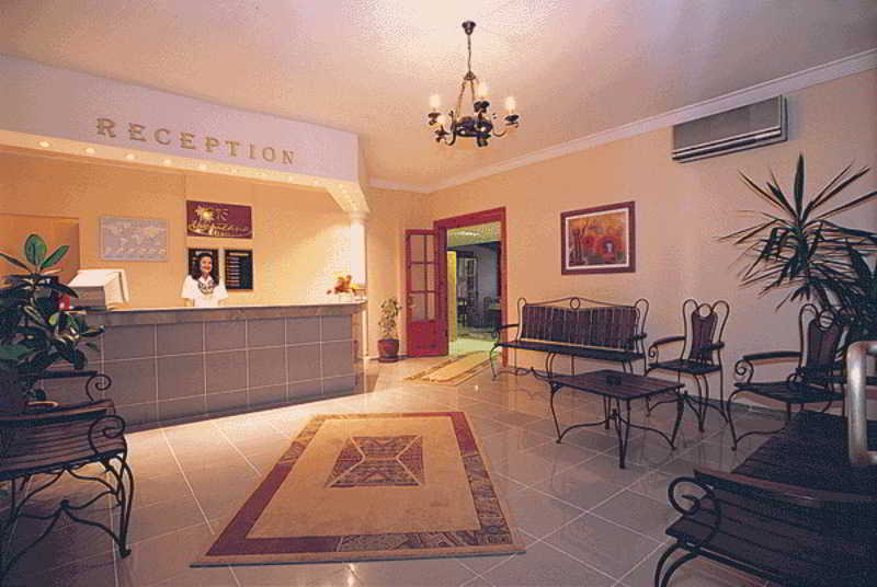 Öz Katre Hotel