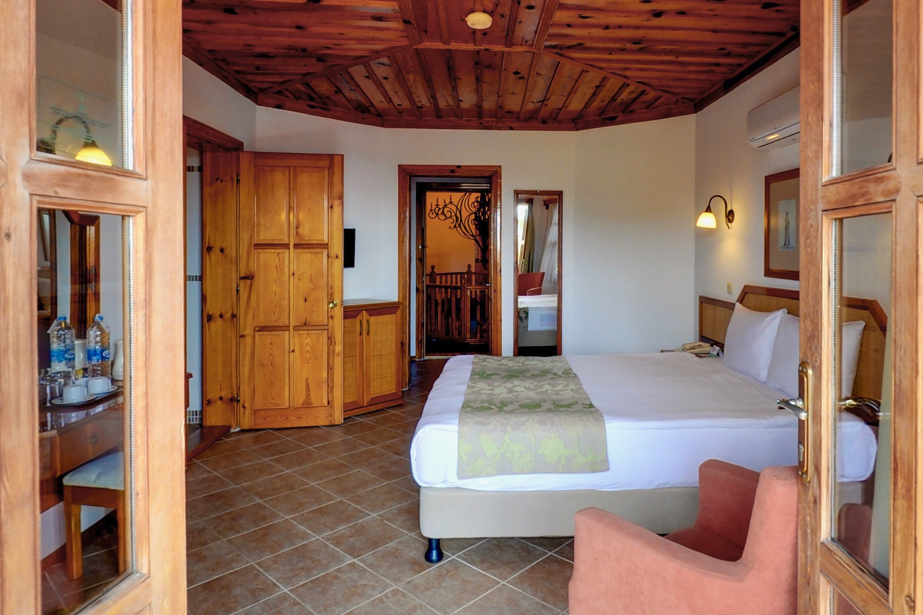 Montana Pine Resort Hotel & Spa