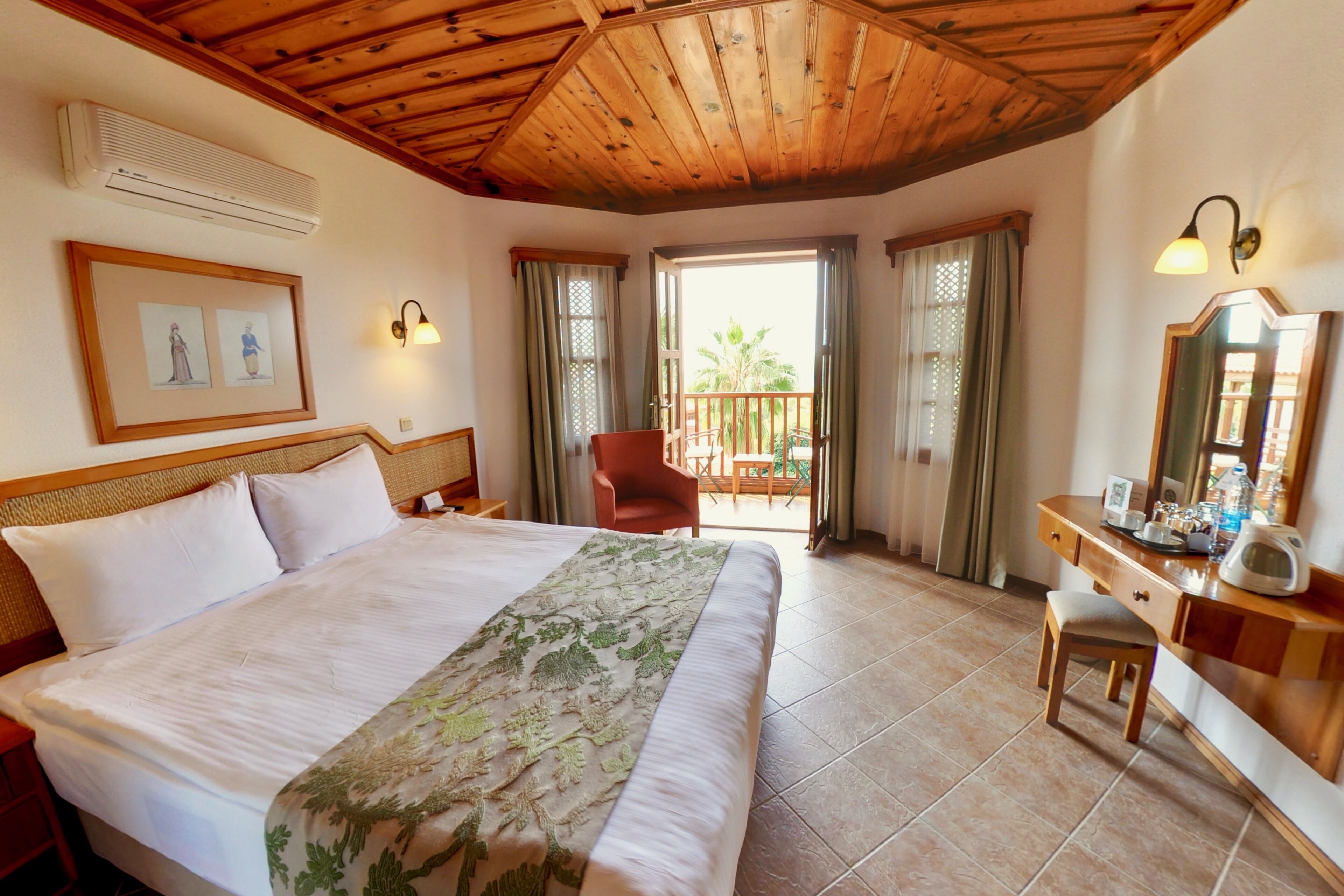 Montana Pine Resort Hotel & Spa