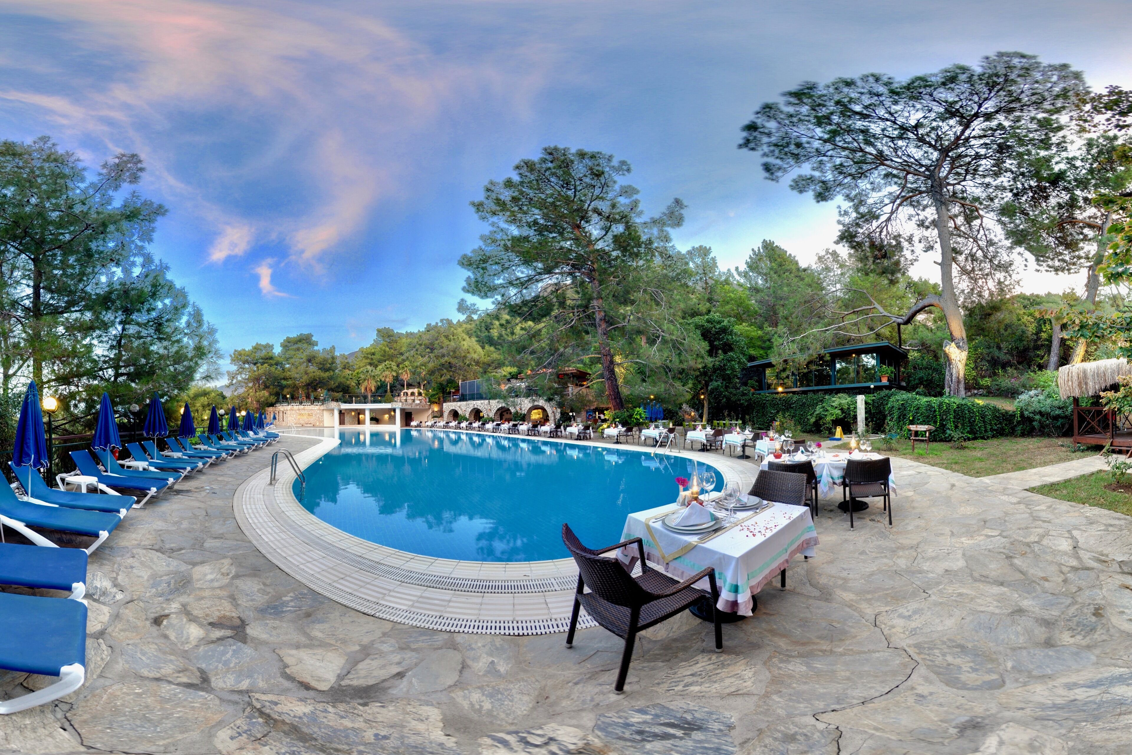 Montana Pine Resort Hotel & Spa