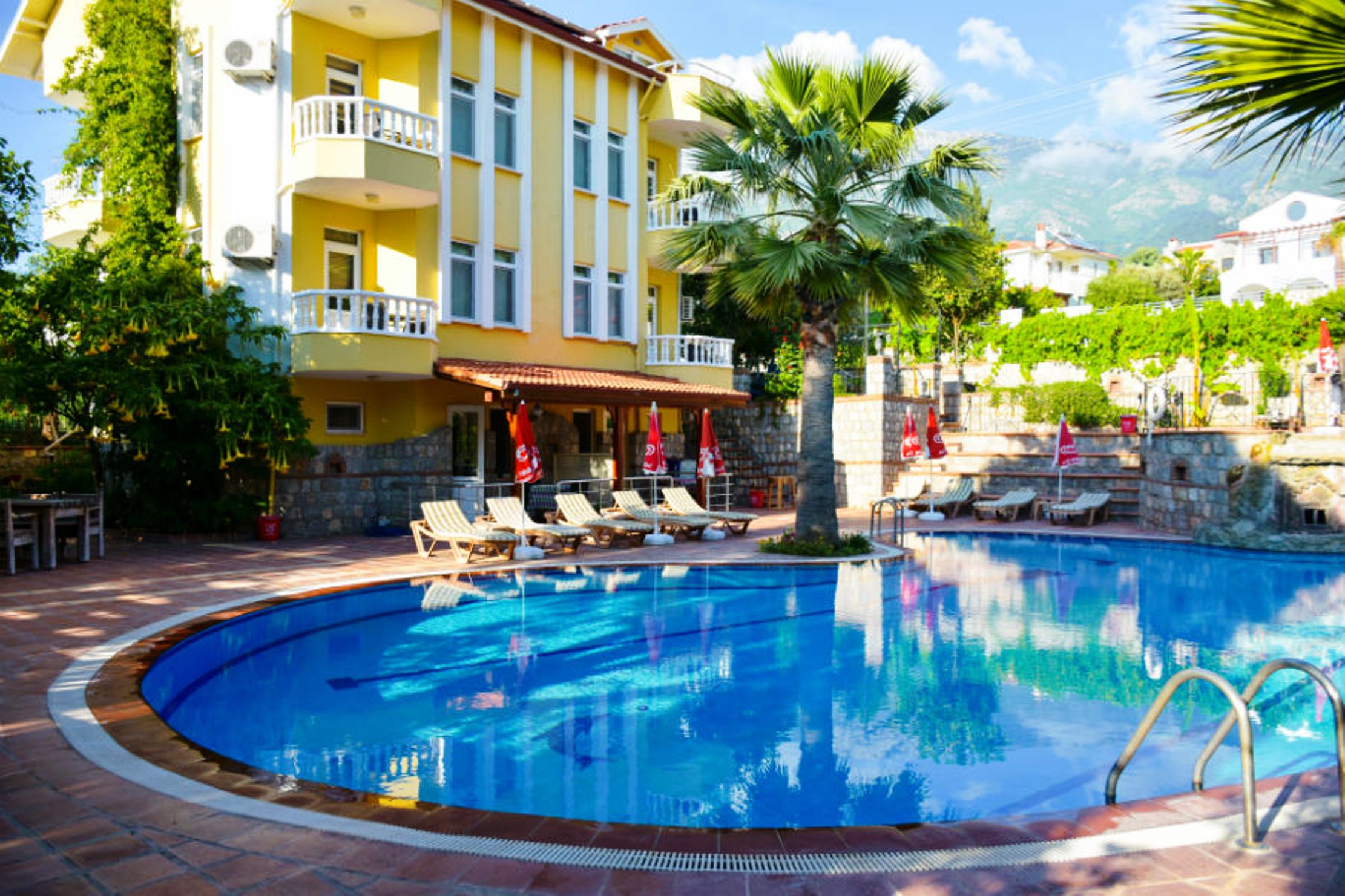 Mountain Valley Apartments & Villa's