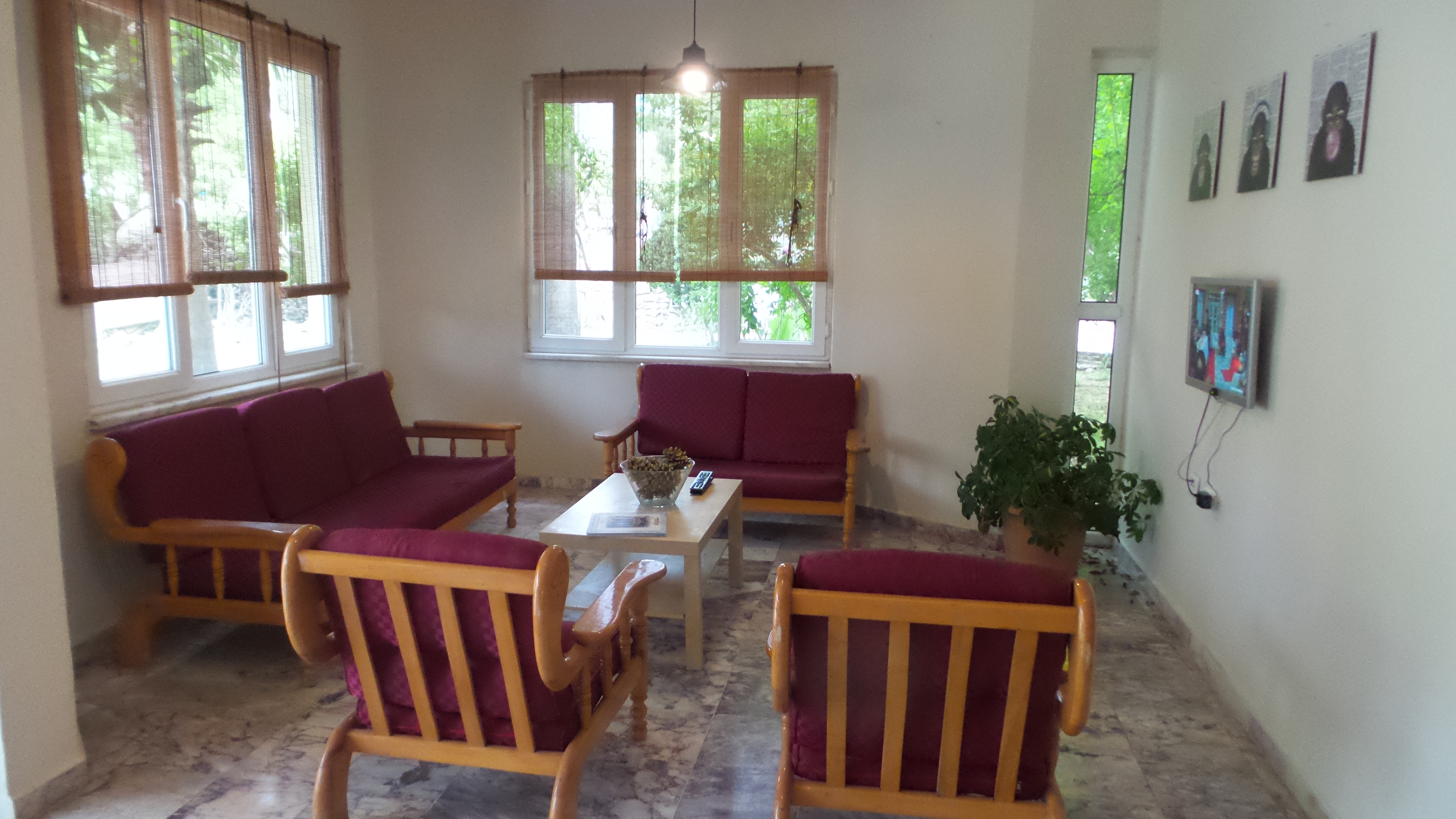 Ünlü Hotel