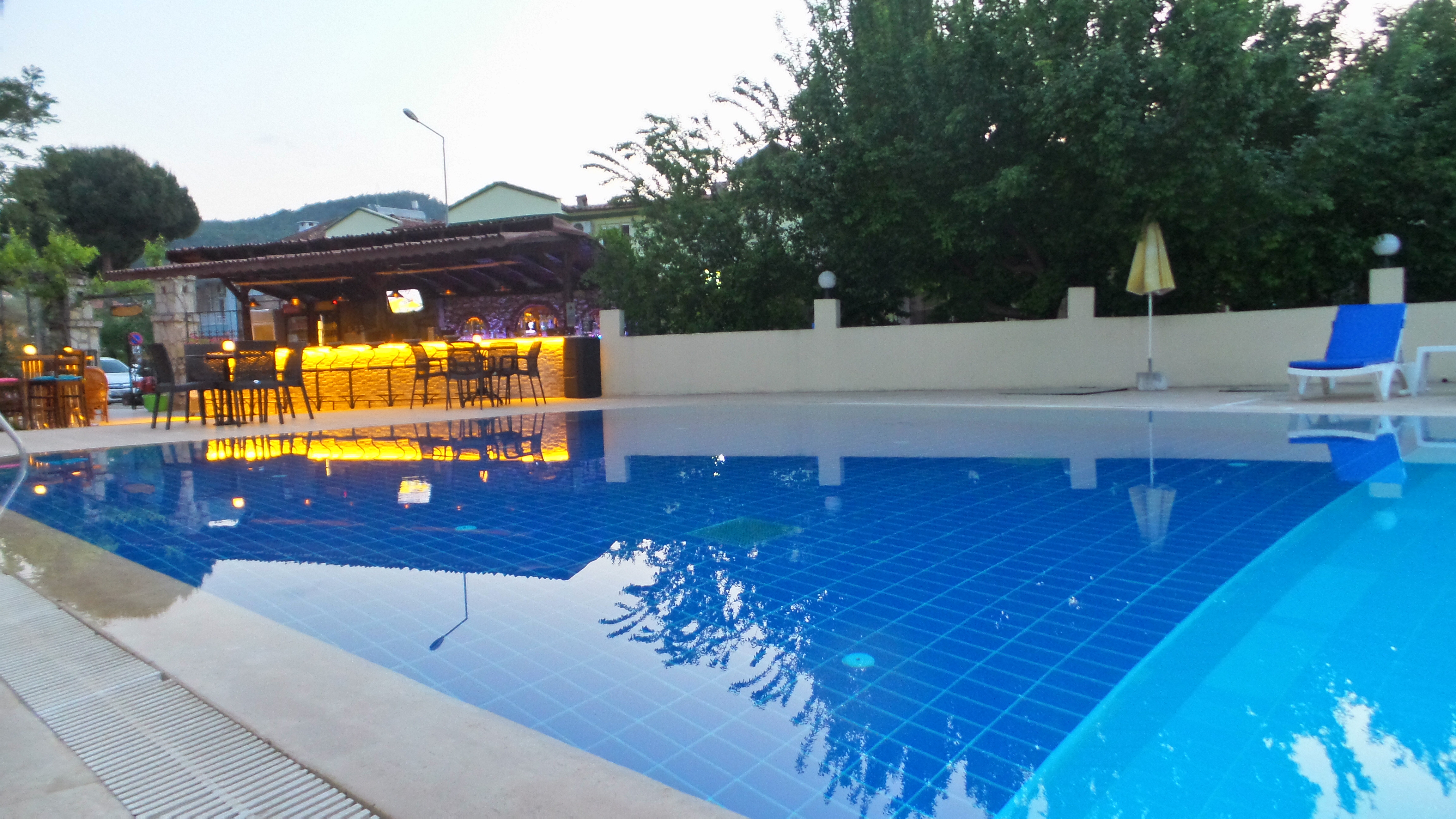 Ünlü Hotel