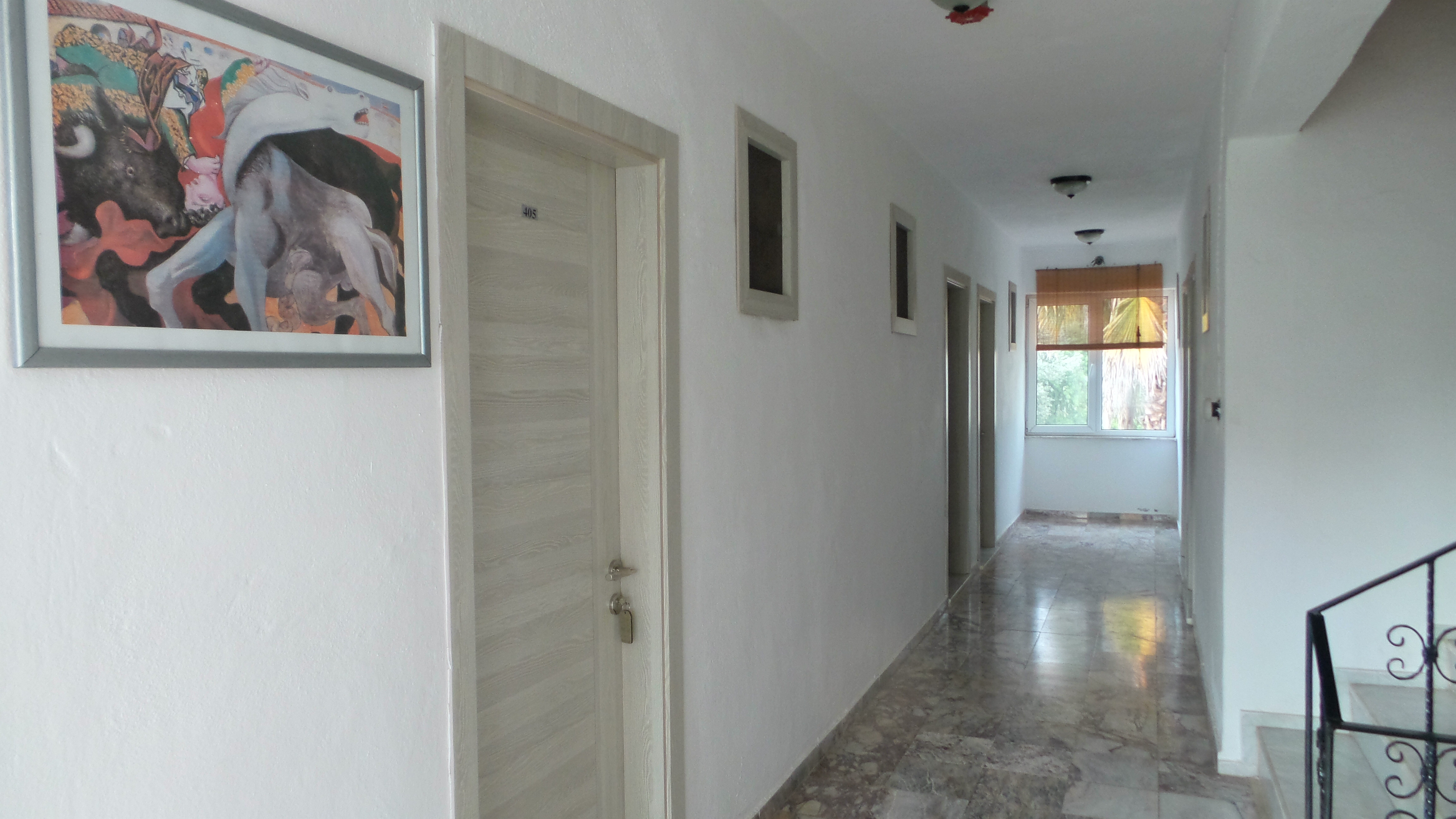 Ünlü Hotel