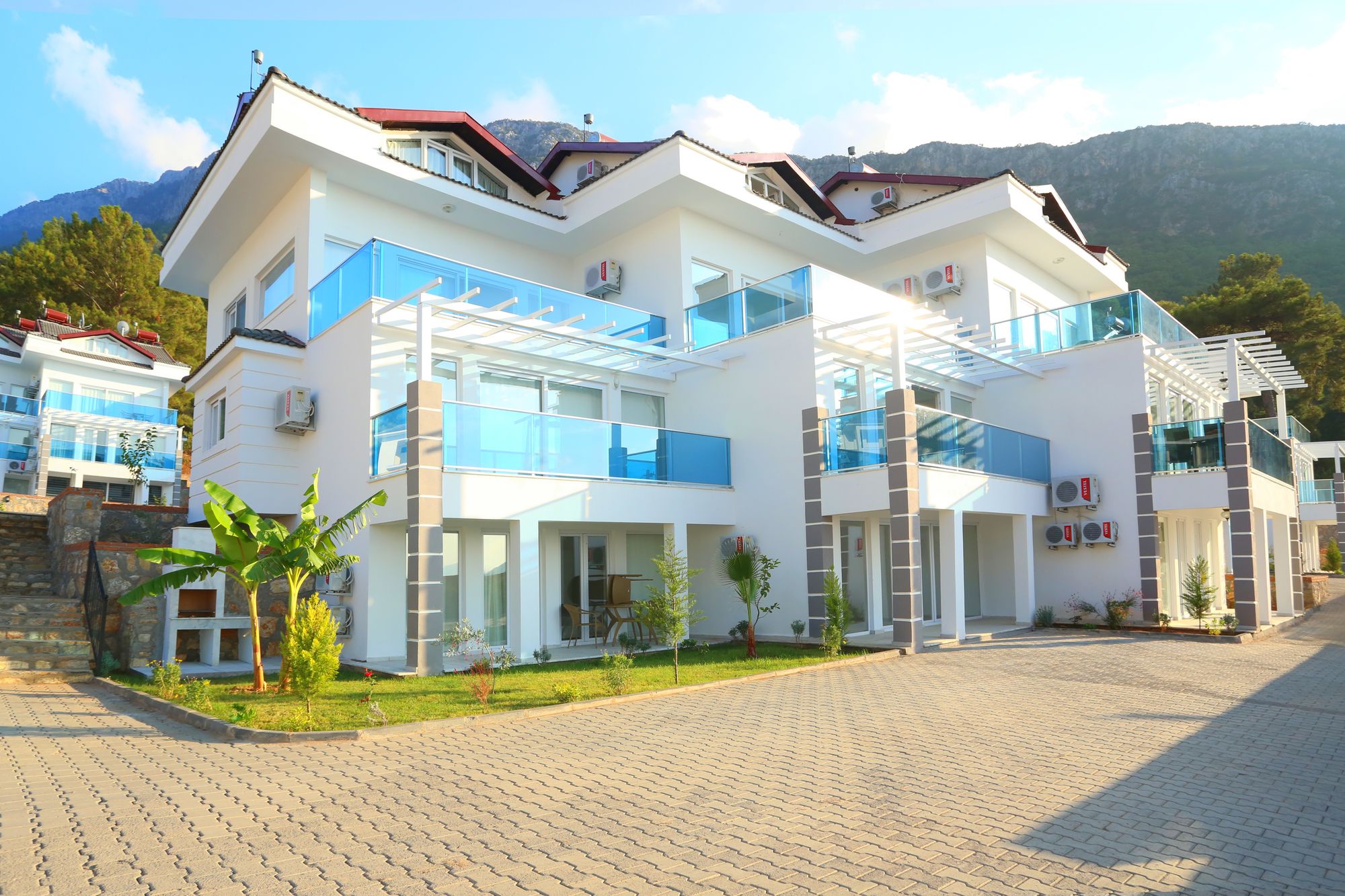 Orka Club Private Villas