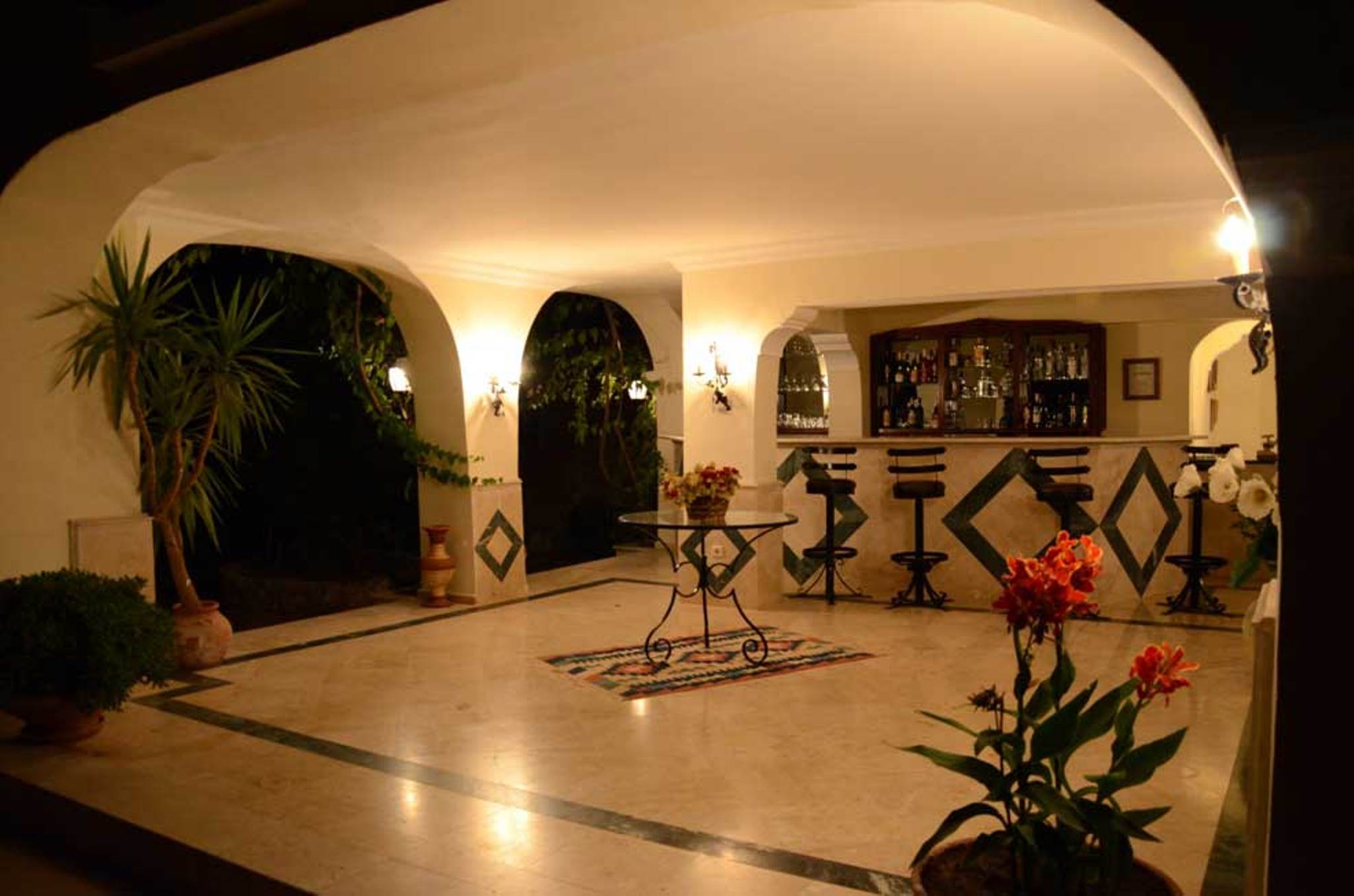 Paradise Garden Hotel
