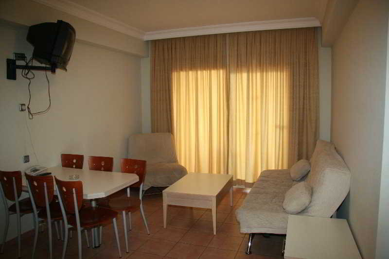 Alenz Hotel Apartments