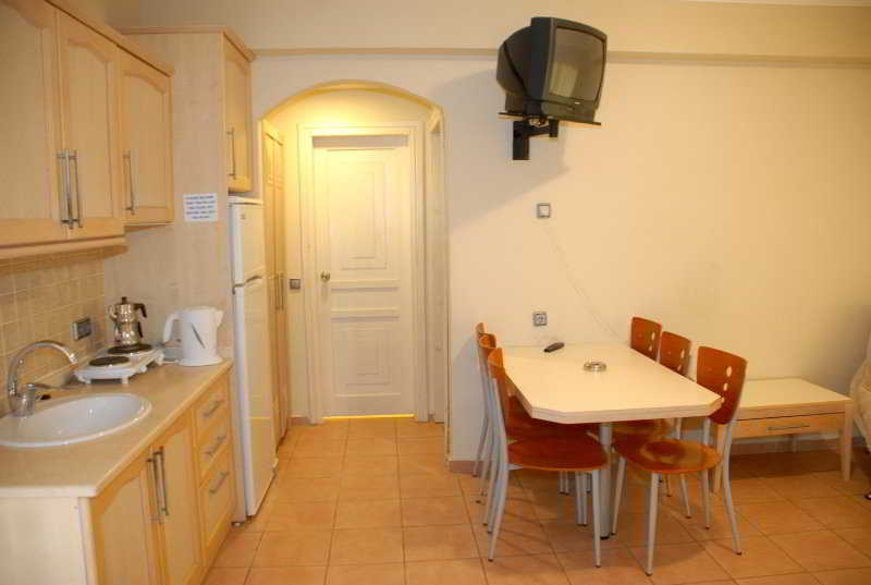 Alenz Hotel Apartments
