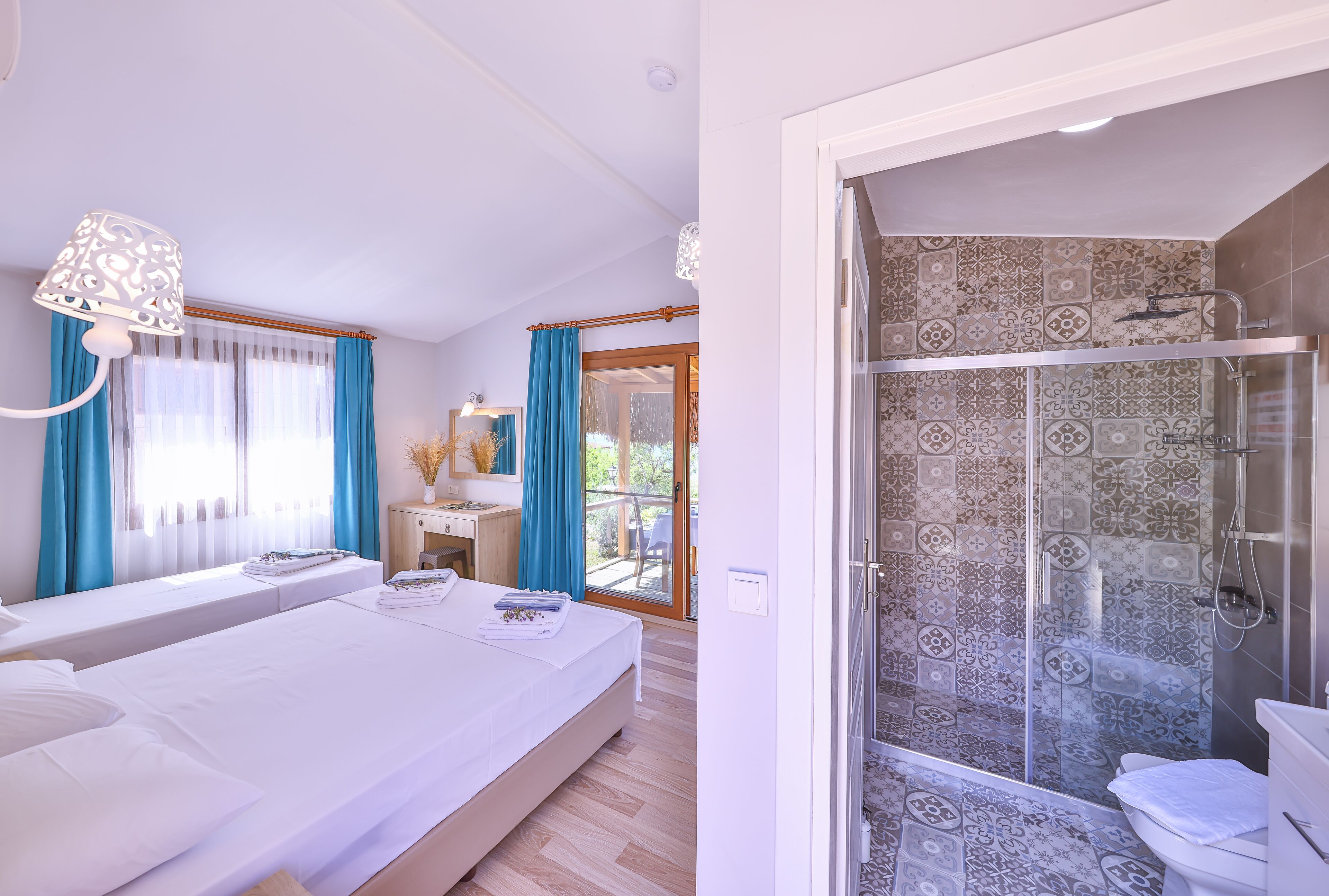 Almond Bungalow Hotel