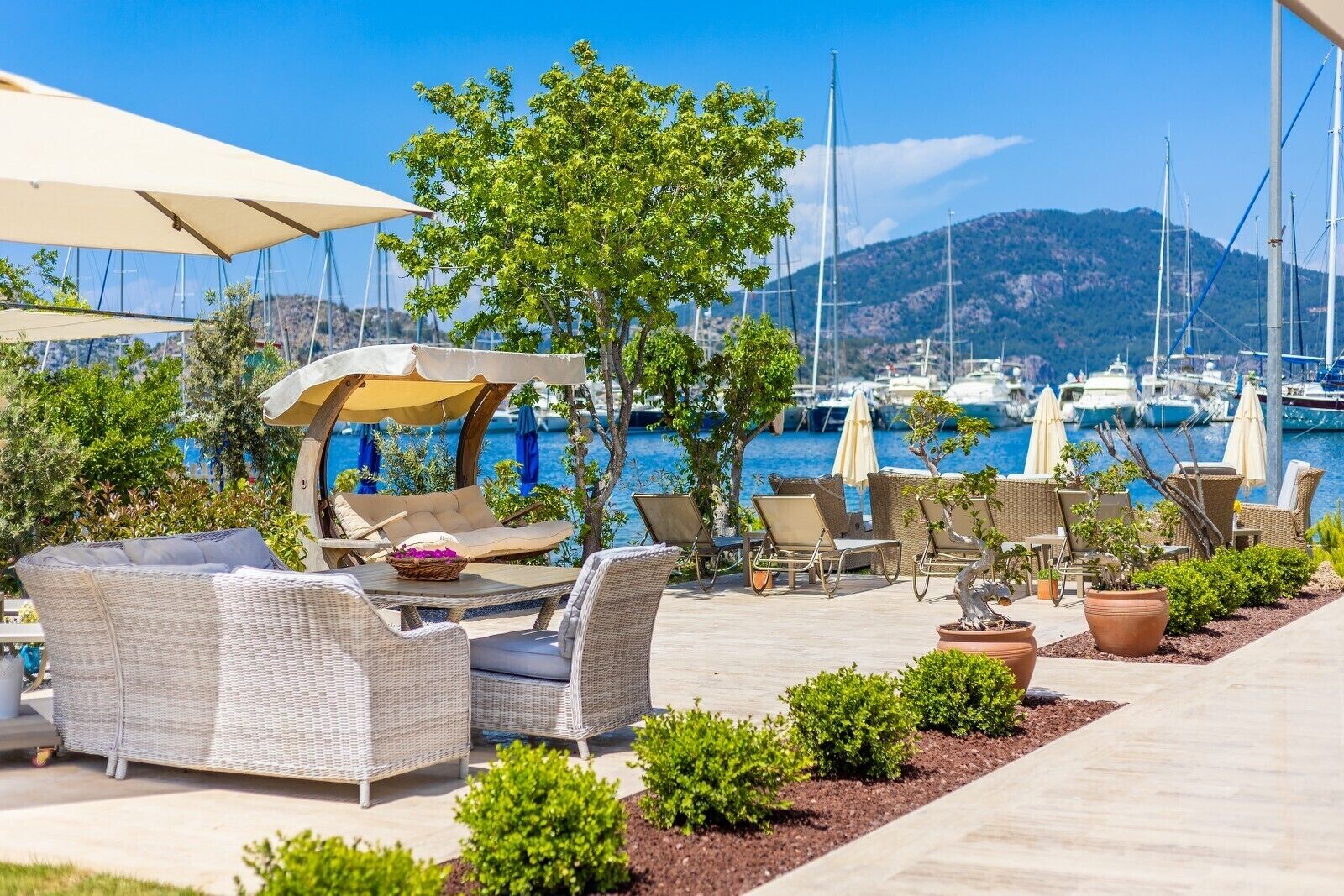 Base Selimiye