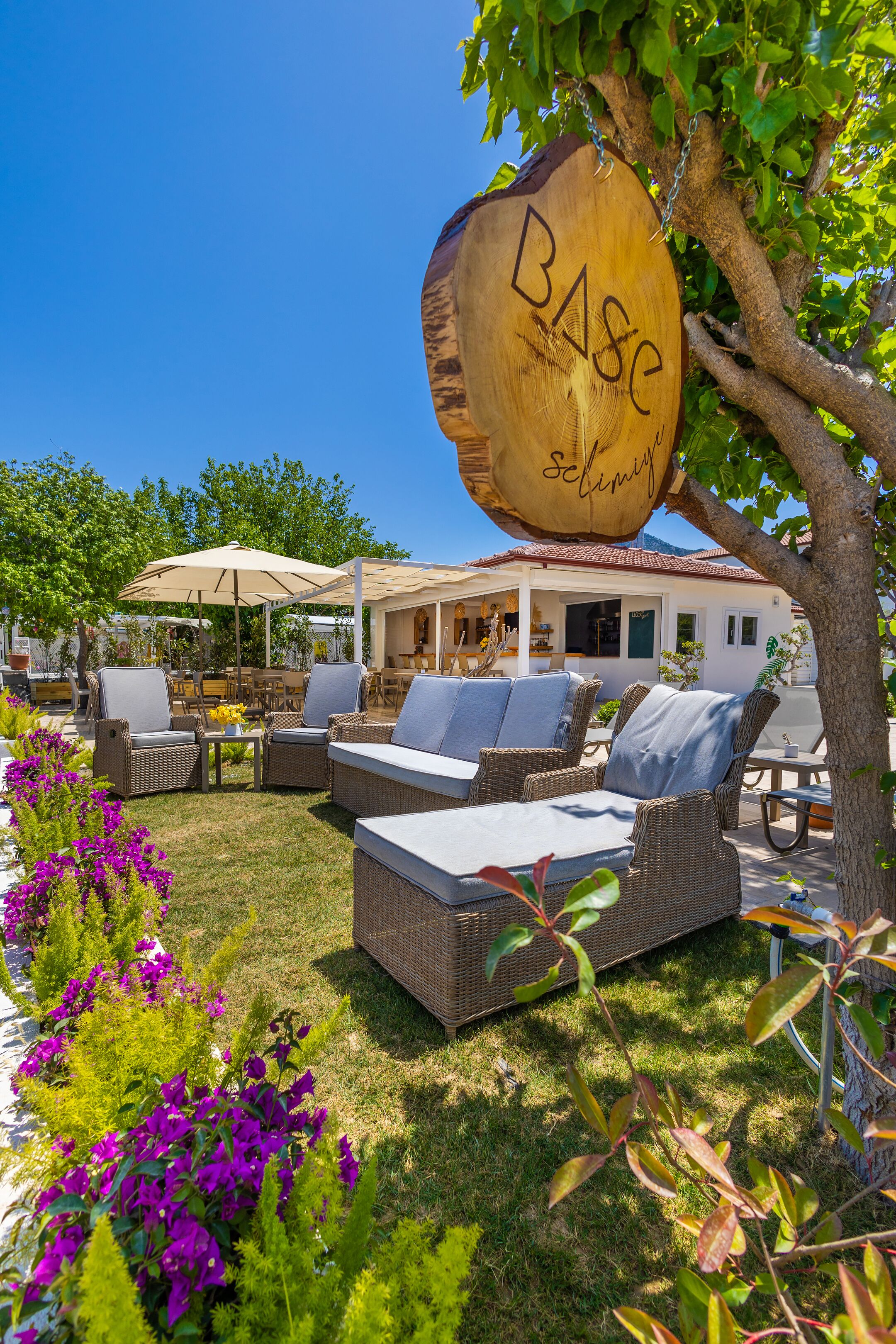 Base Selimiye