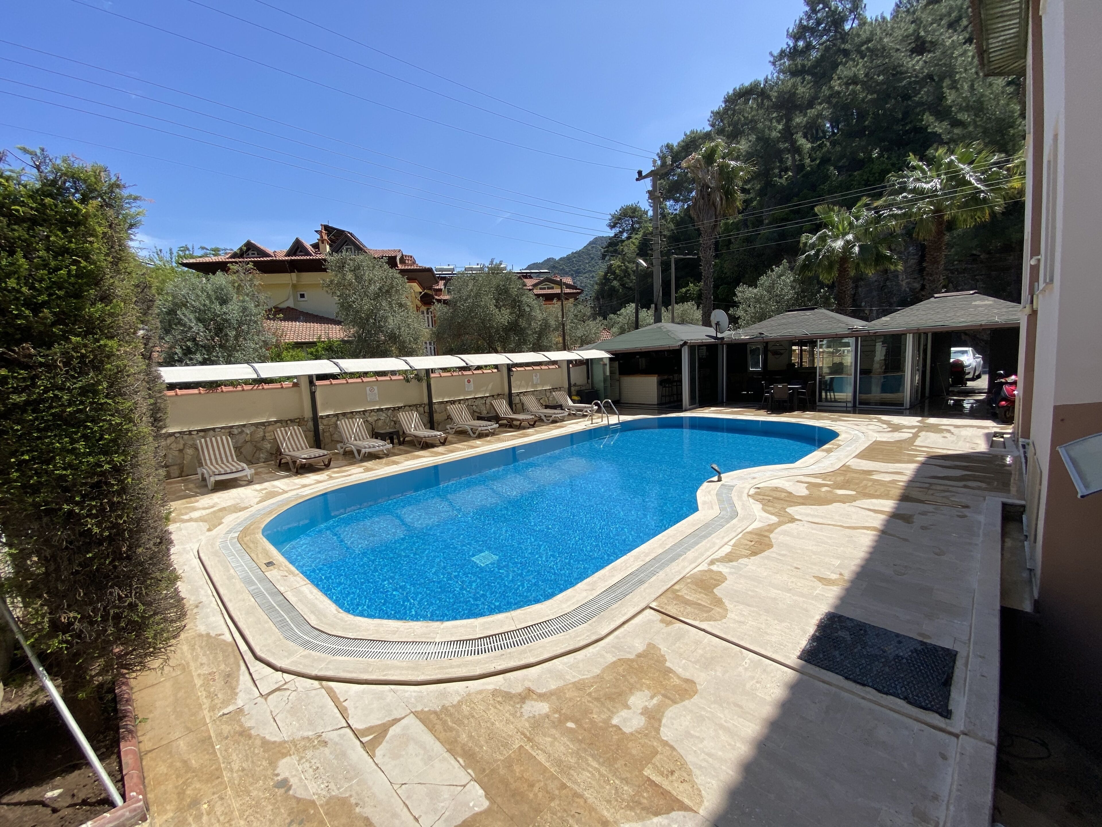 Belmaris Apartments