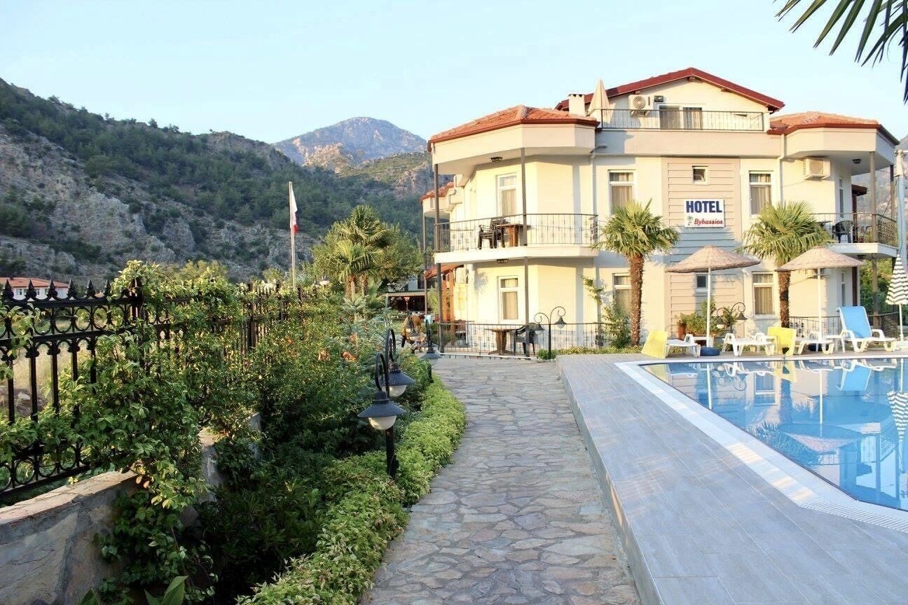 Bybassios Hotel