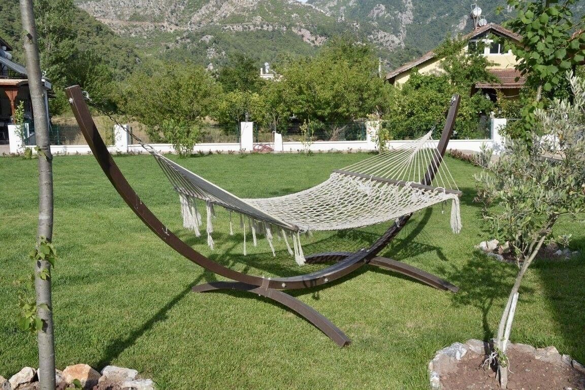 Bybassios Hotel