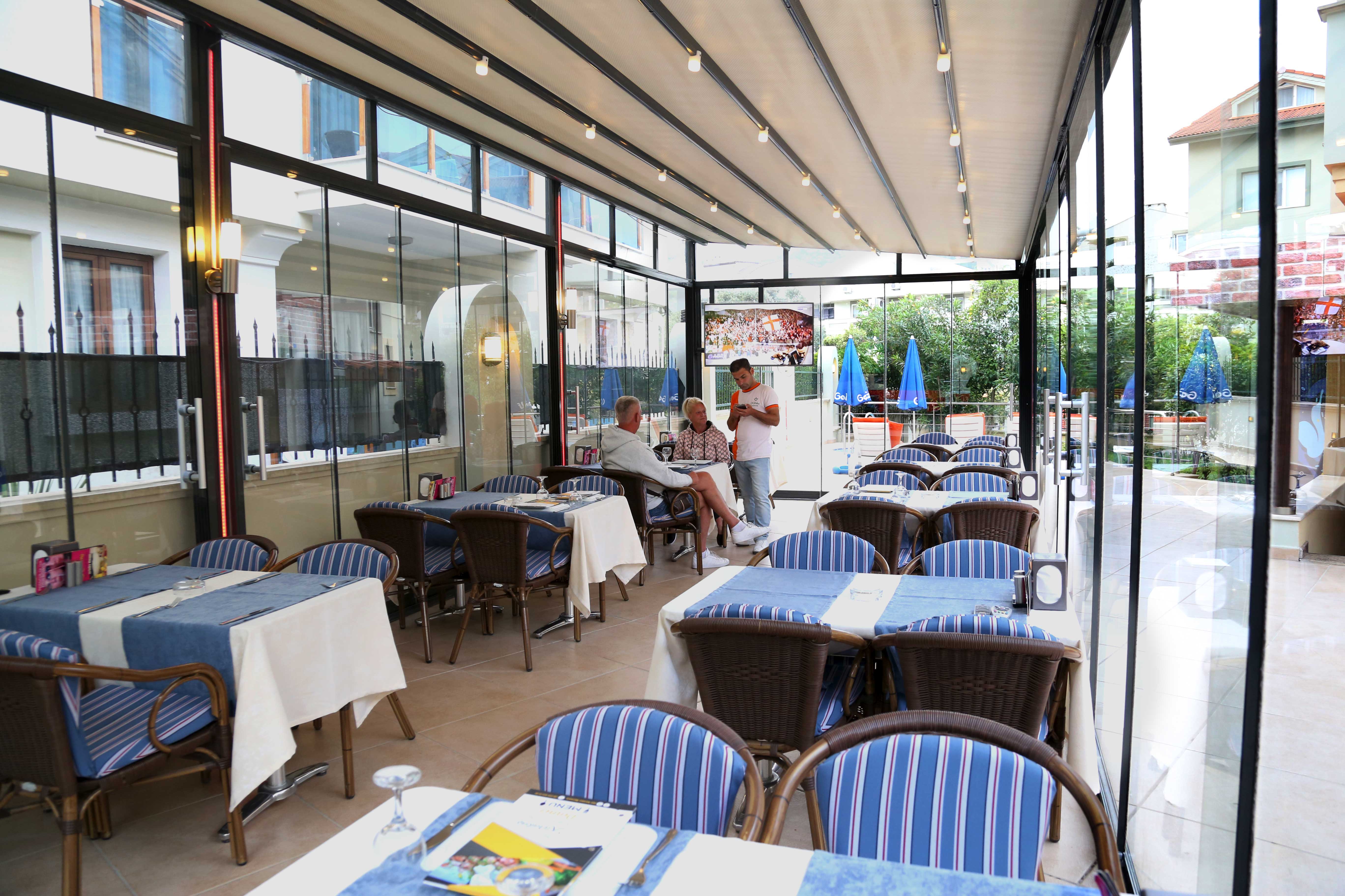 Club Karakas