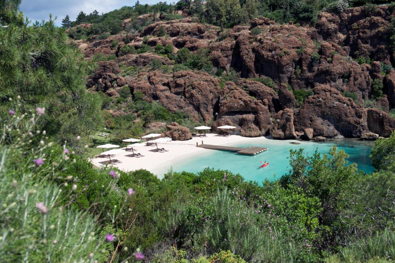 D-Maris Bay