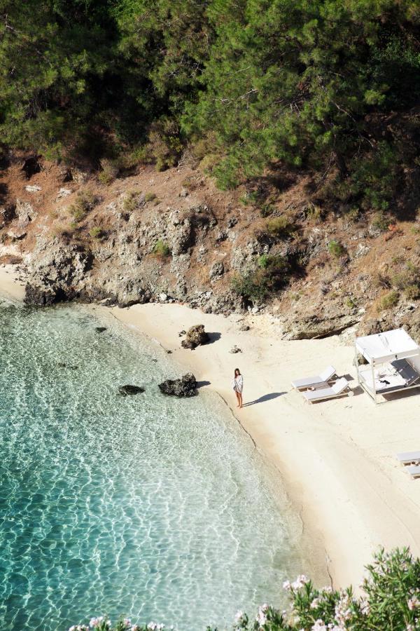 D-Maris Bay