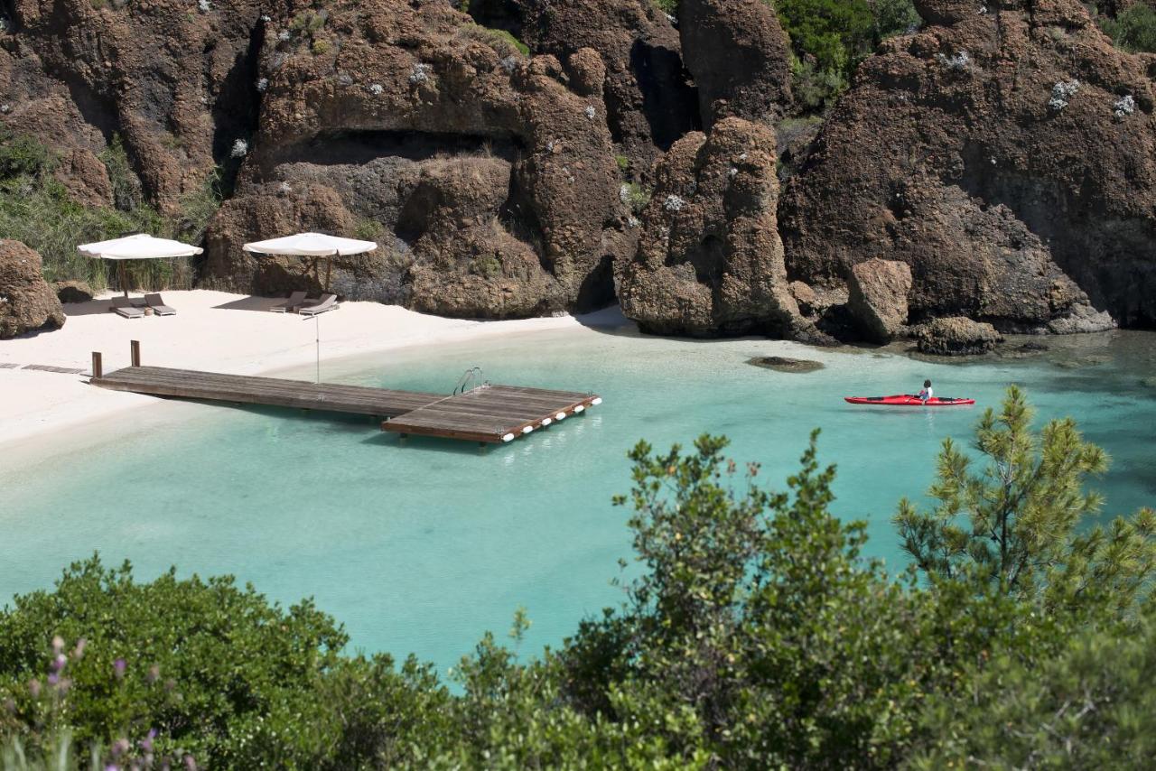 D-Maris Bay