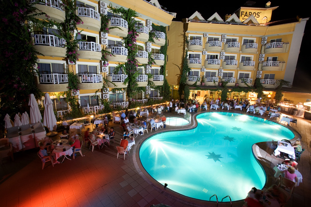 Grand Faros Hotel